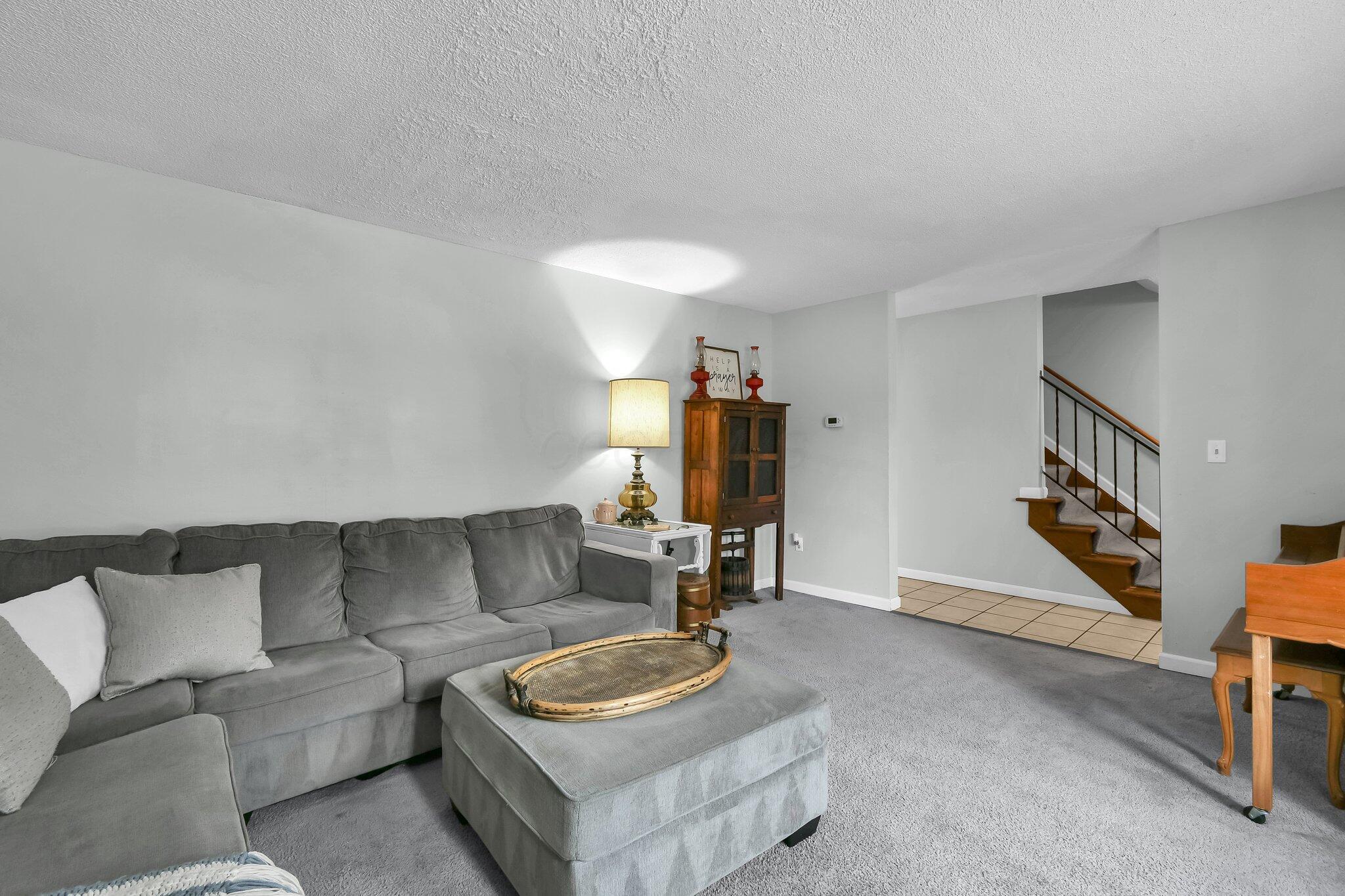 12164 Twincreek Drive Property Photo 7