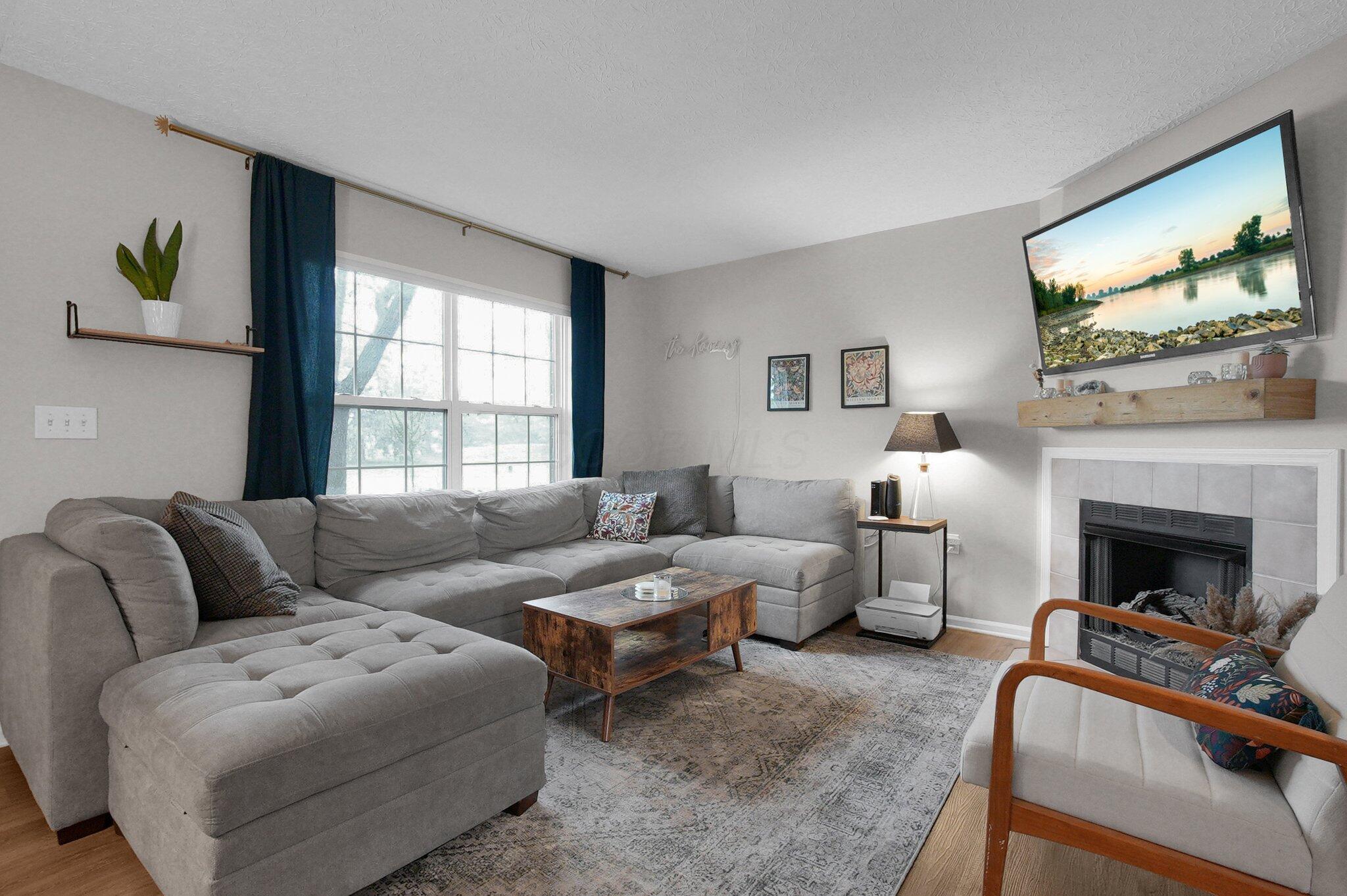 2999 Glenloch Circle Property Photo 4