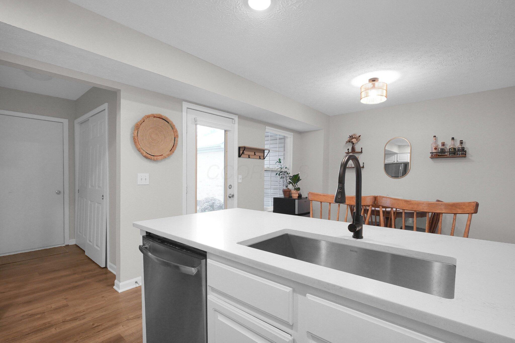 2999 Glenloch Circle Property Photo 10