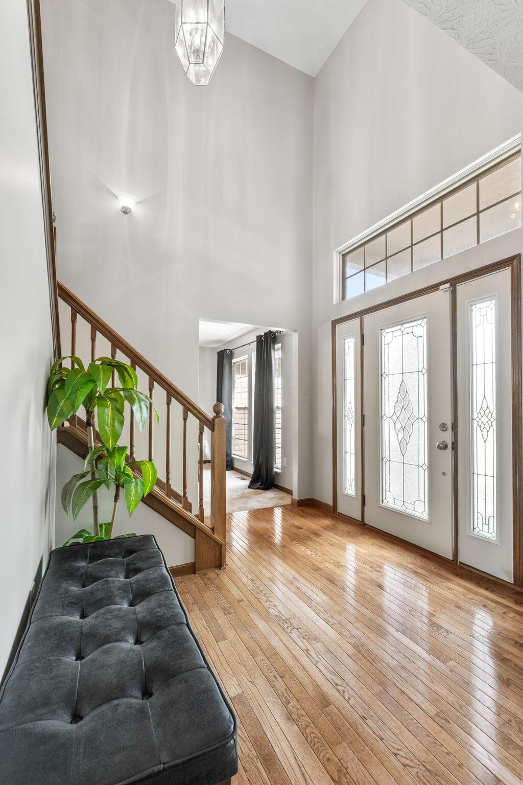8138 Reynoldswood Drive Property Photo 8