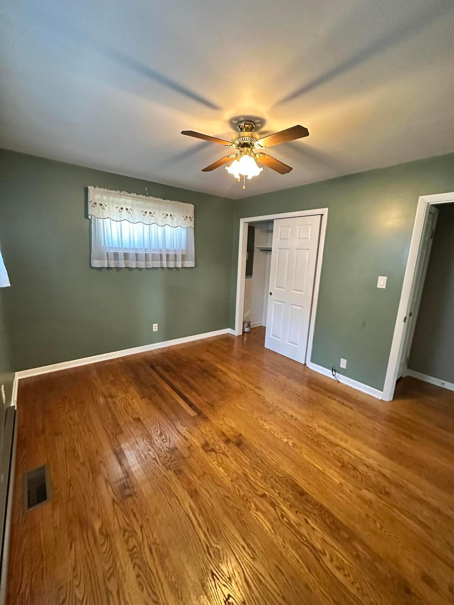 2626 S 8th Street Property Photo 8