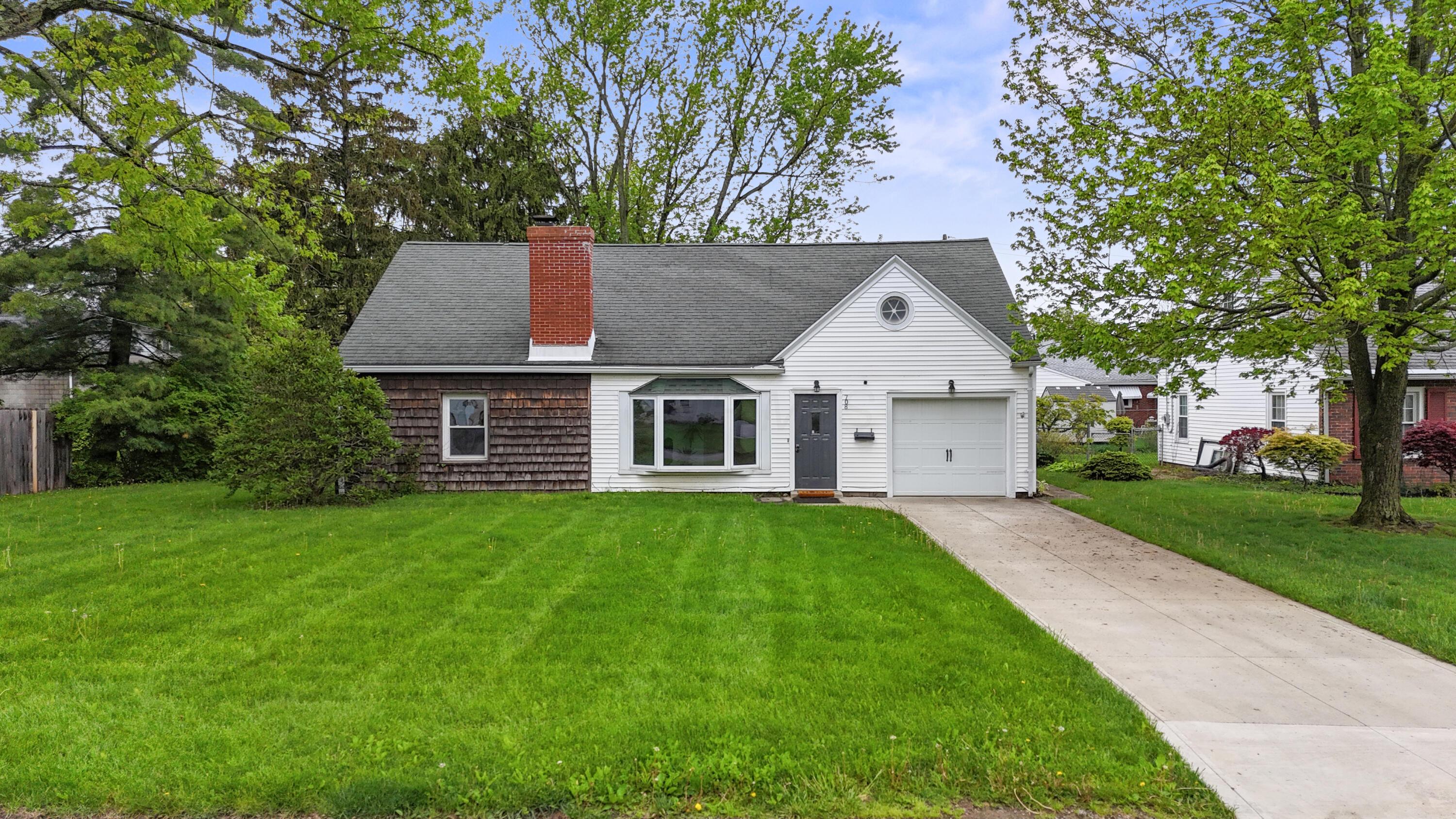 708 Barnard Avenue Property Photo 2