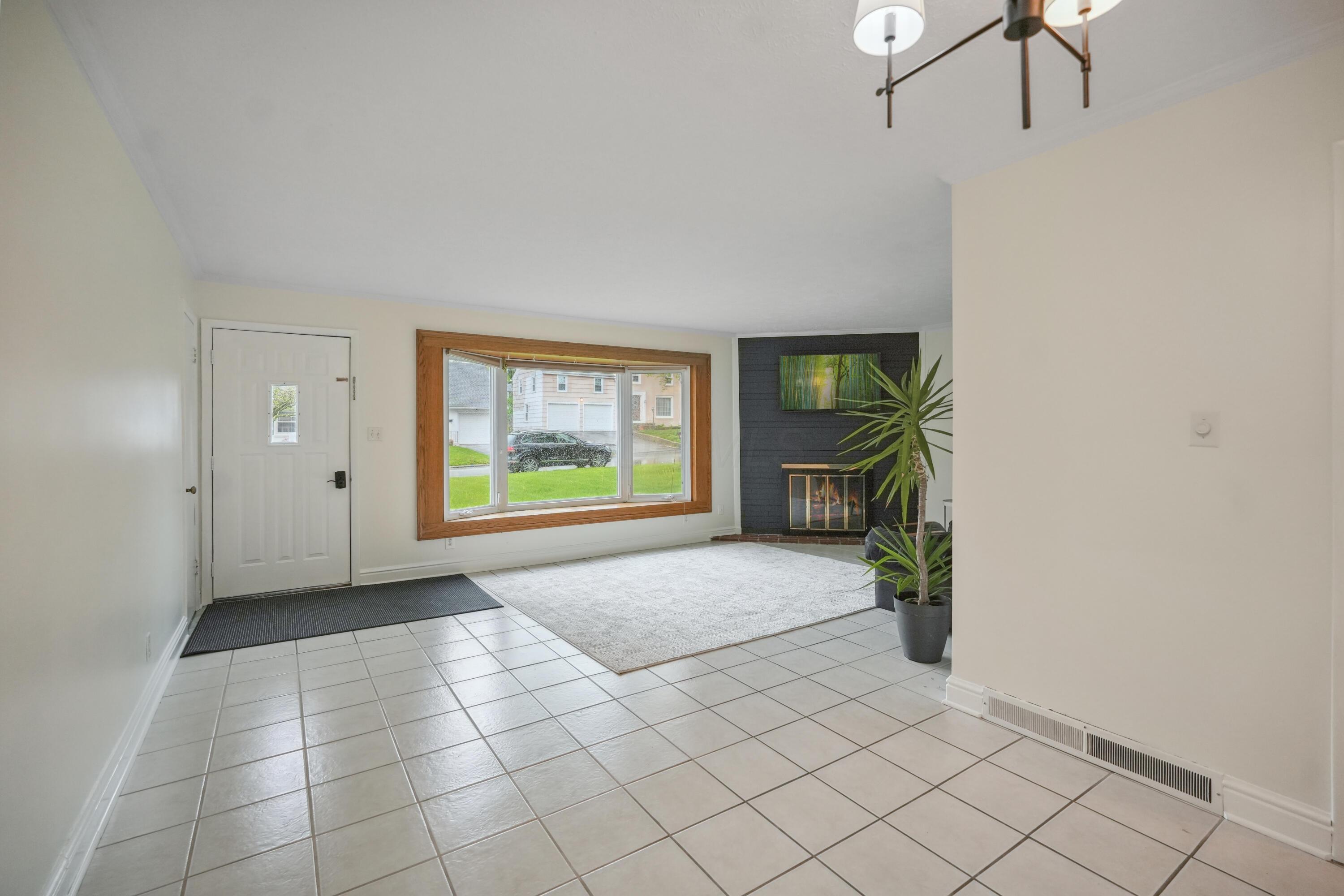 708 Barnard Avenue Property Photo 9