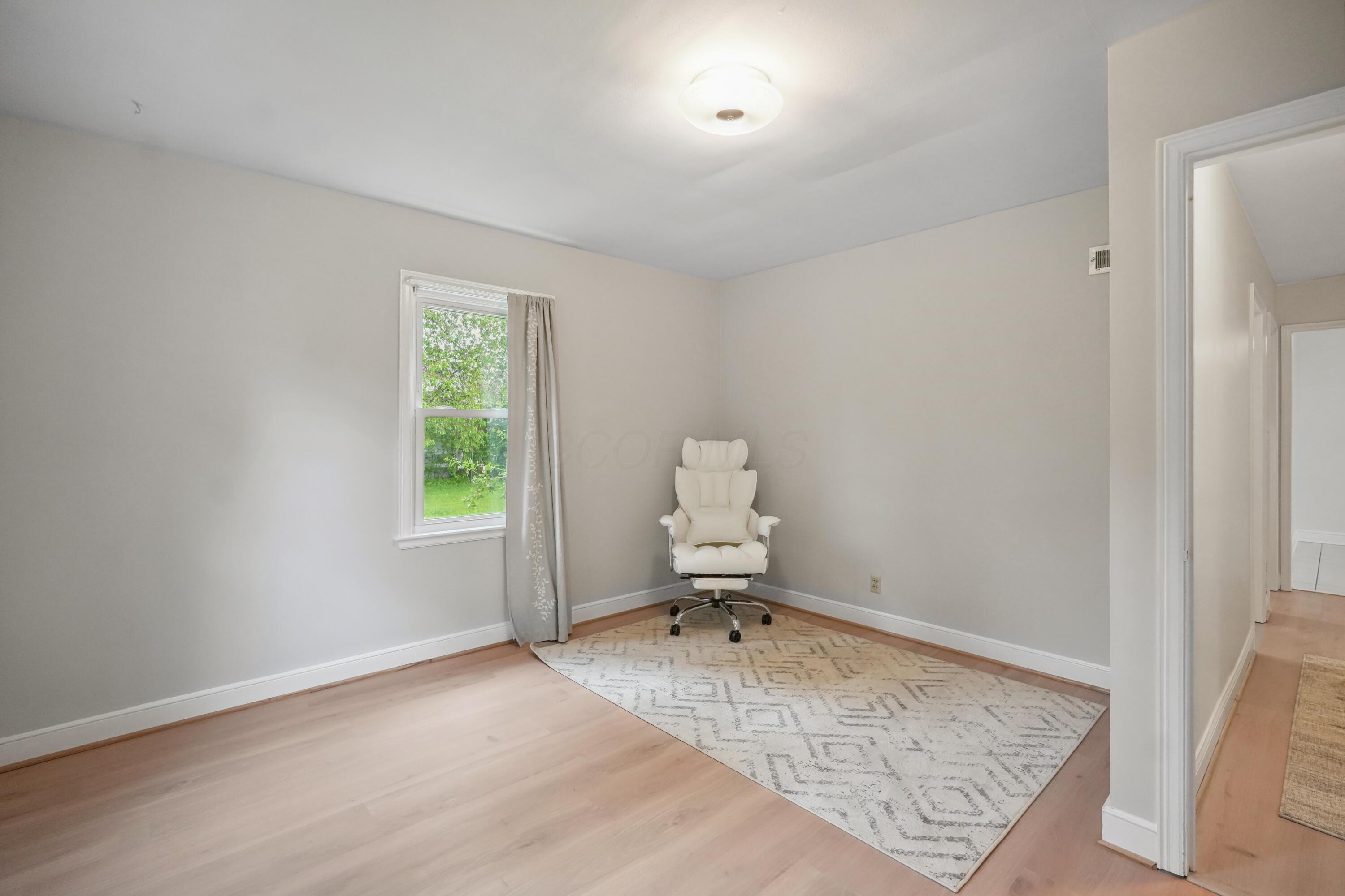 708 Barnard Avenue Property Photo 20