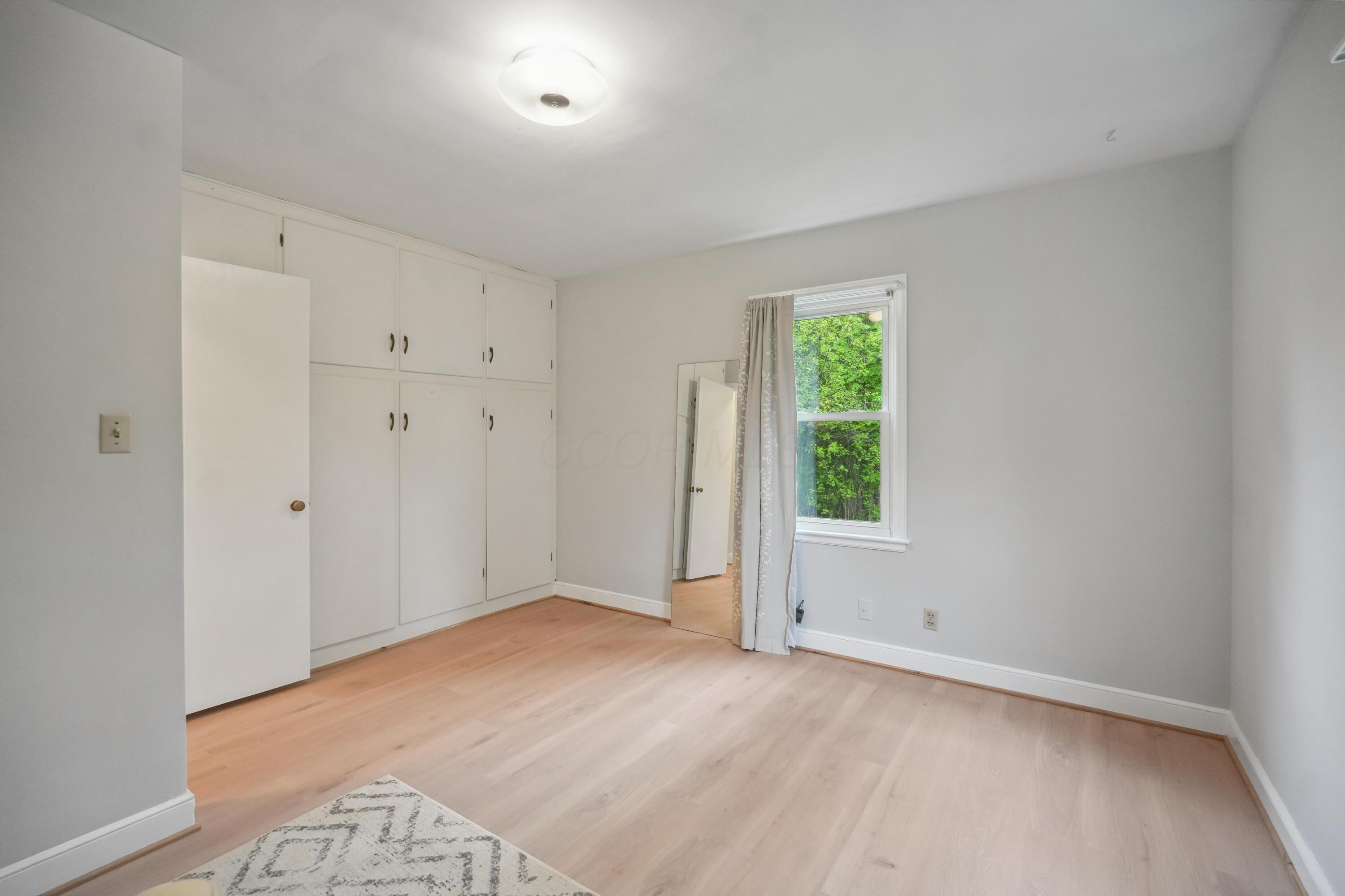 708 Barnard Avenue Property Photo 21