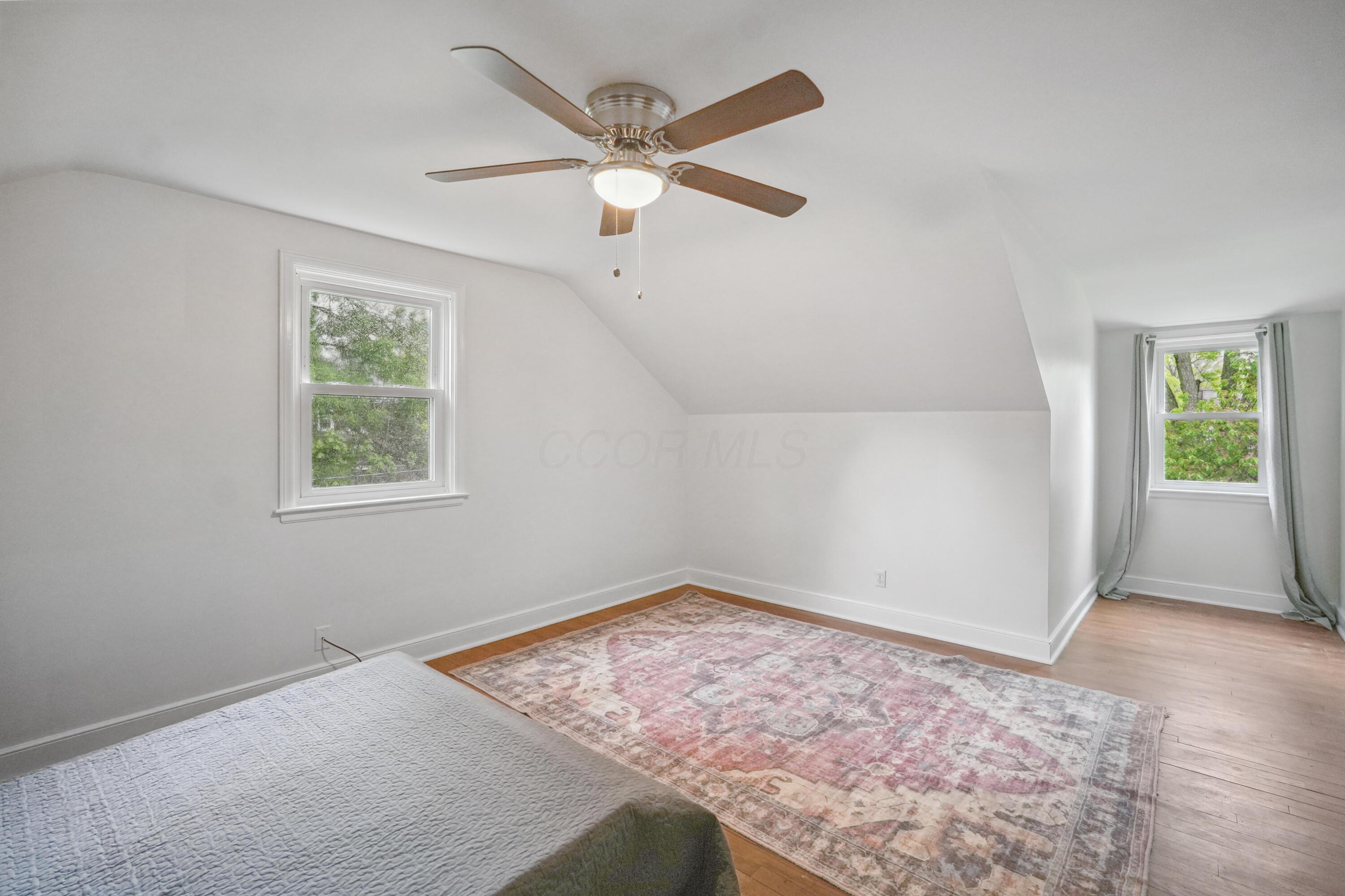 708 Barnard Avenue Property Photo 24