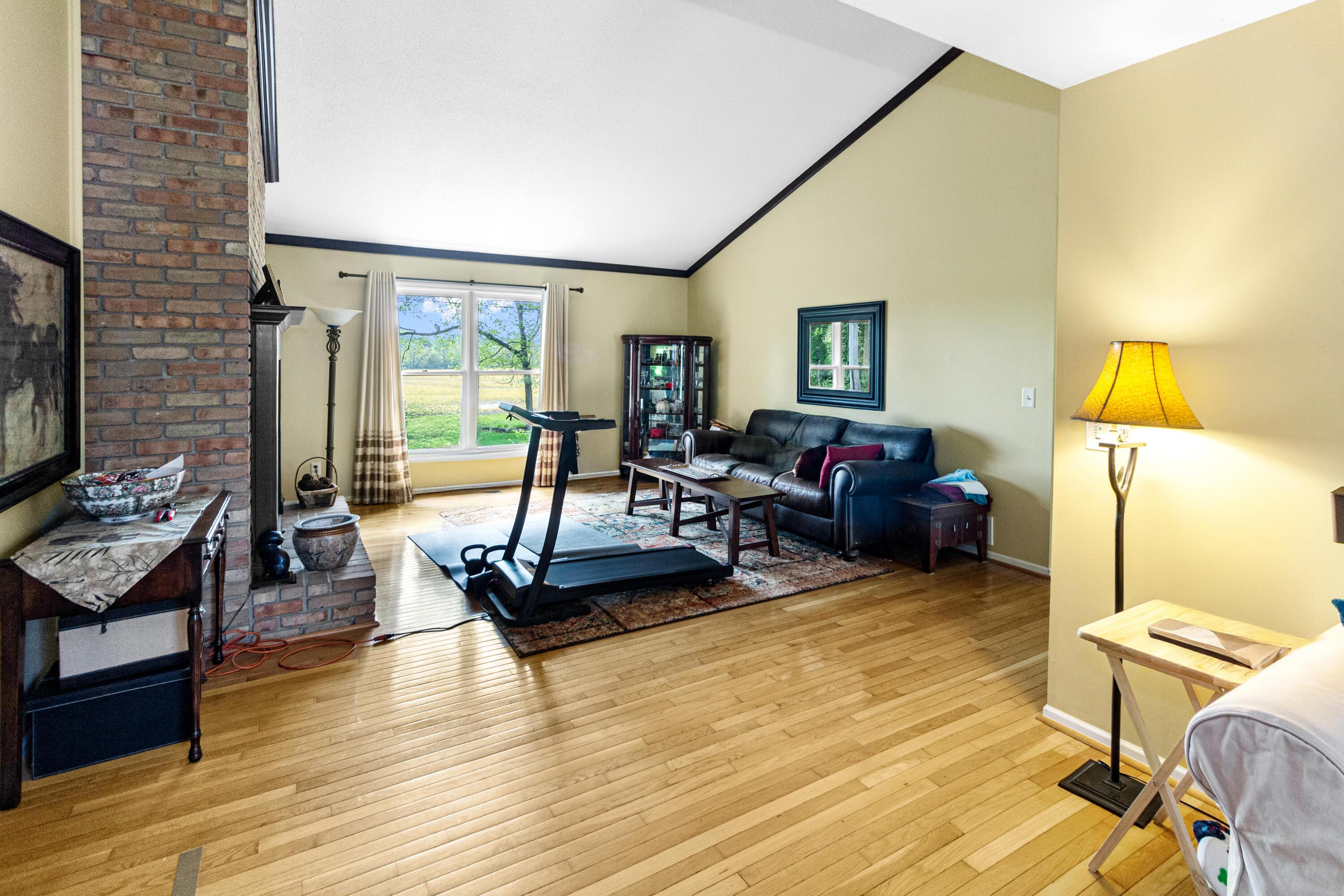251 Longbranch Drive Property Photo 4
