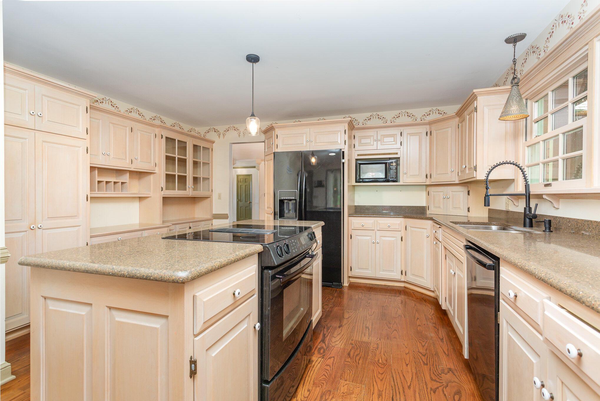 26976 Jackson Road Property Photo 12
