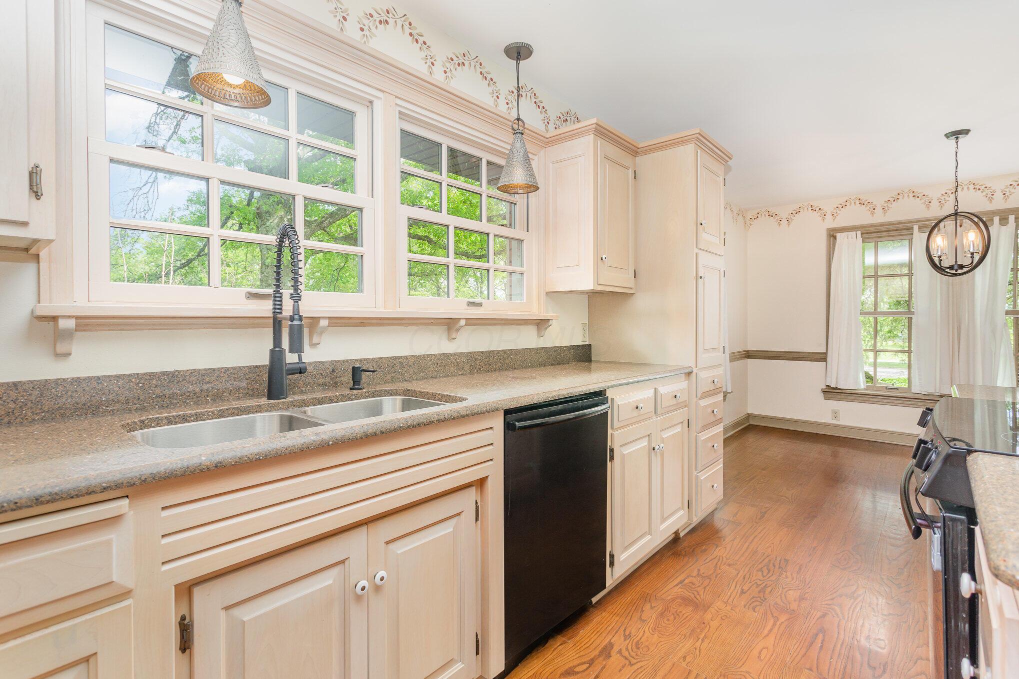 26976 Jackson Road Property Photo 15