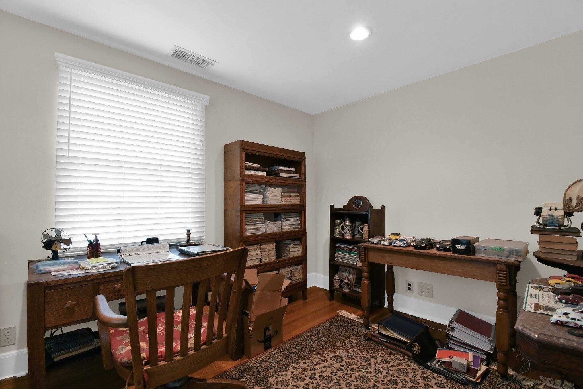 623 Woodhill Road Property Photo 12