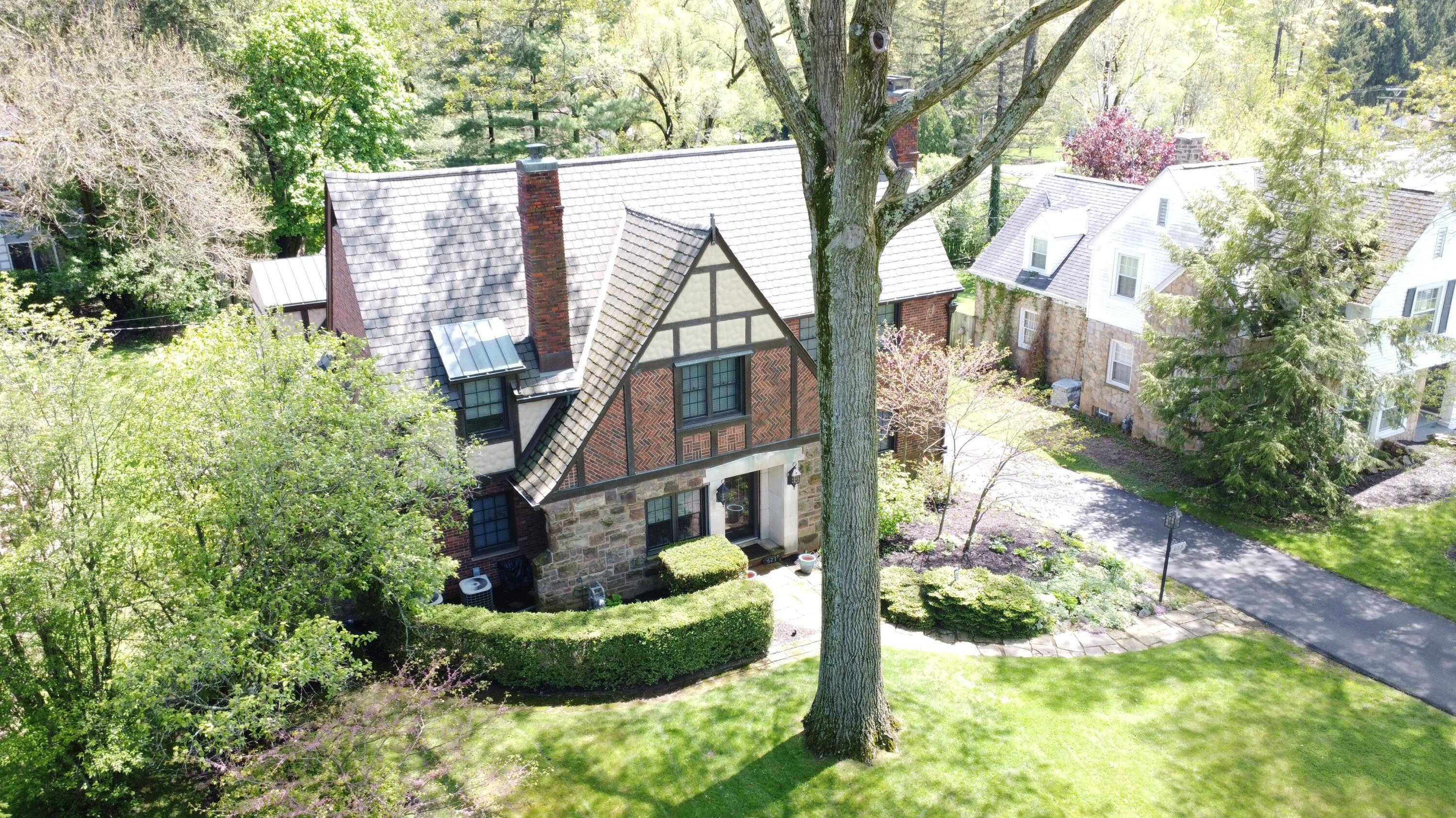 623 Woodhill Road Property Photo 32
