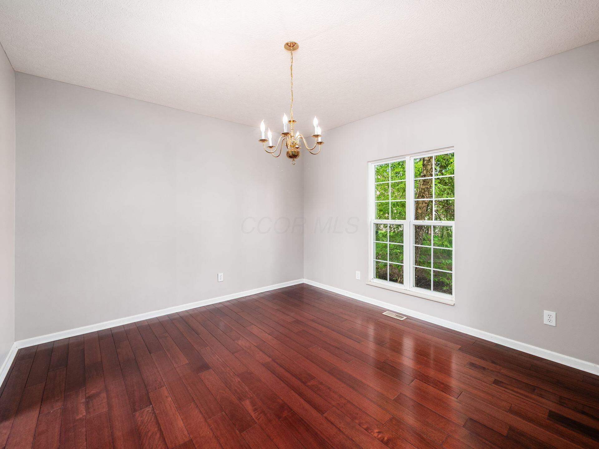 225 Winter Hill Place Property Photo 10
