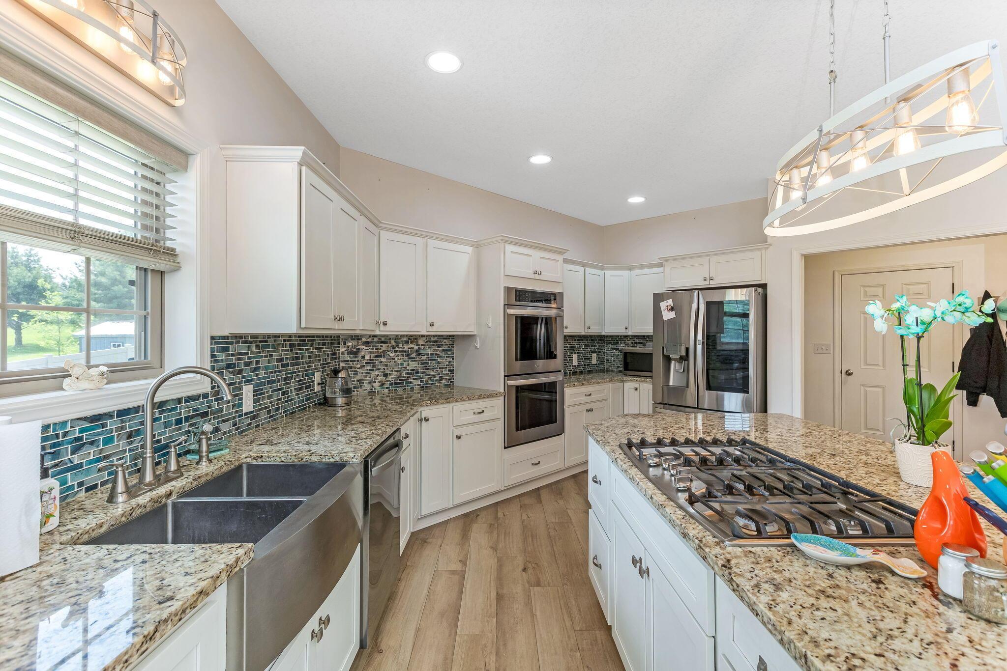 1885 Greenbriar Way Property Photo 11
