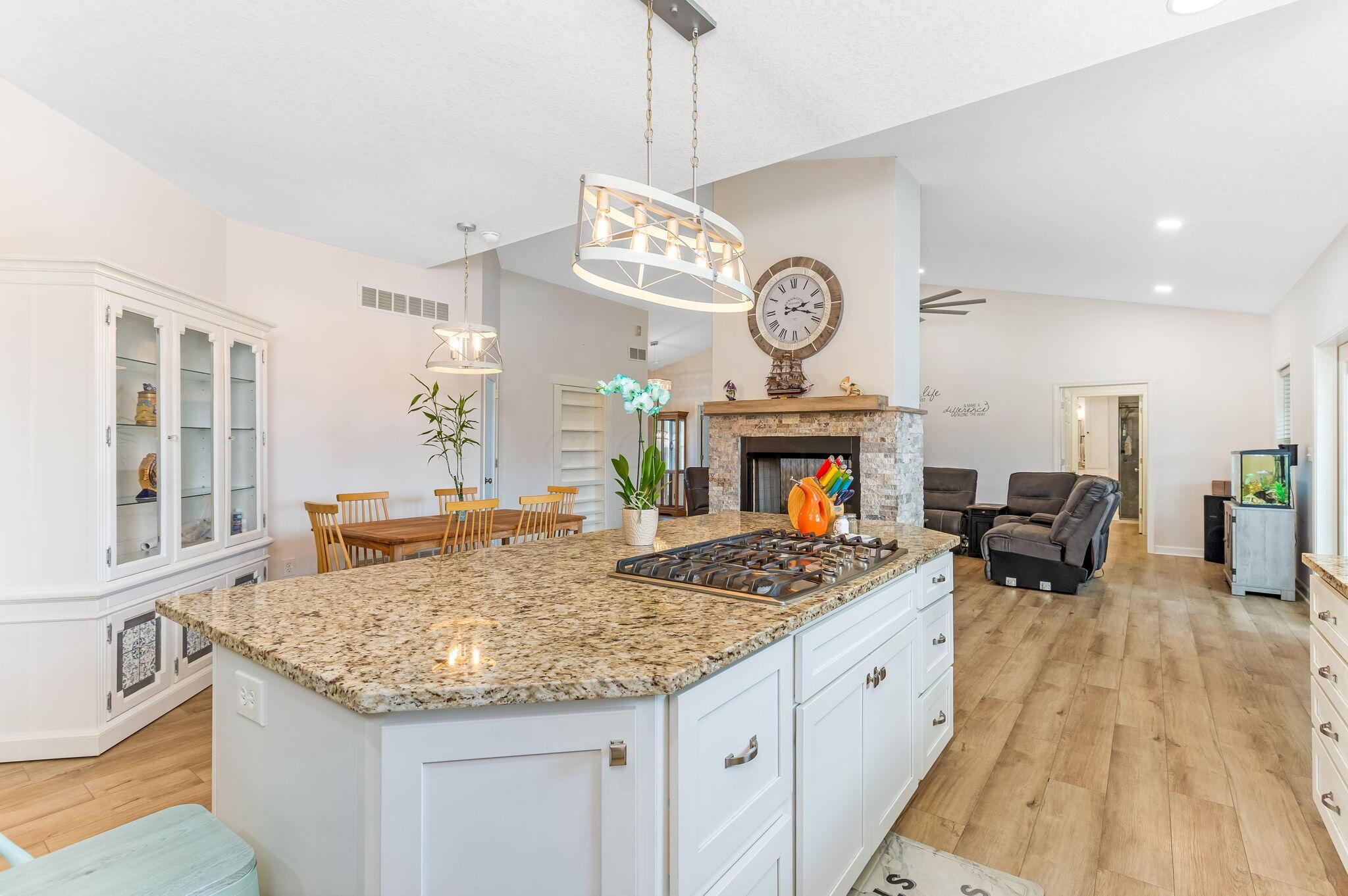 1885 Greenbriar Way Property Photo 12