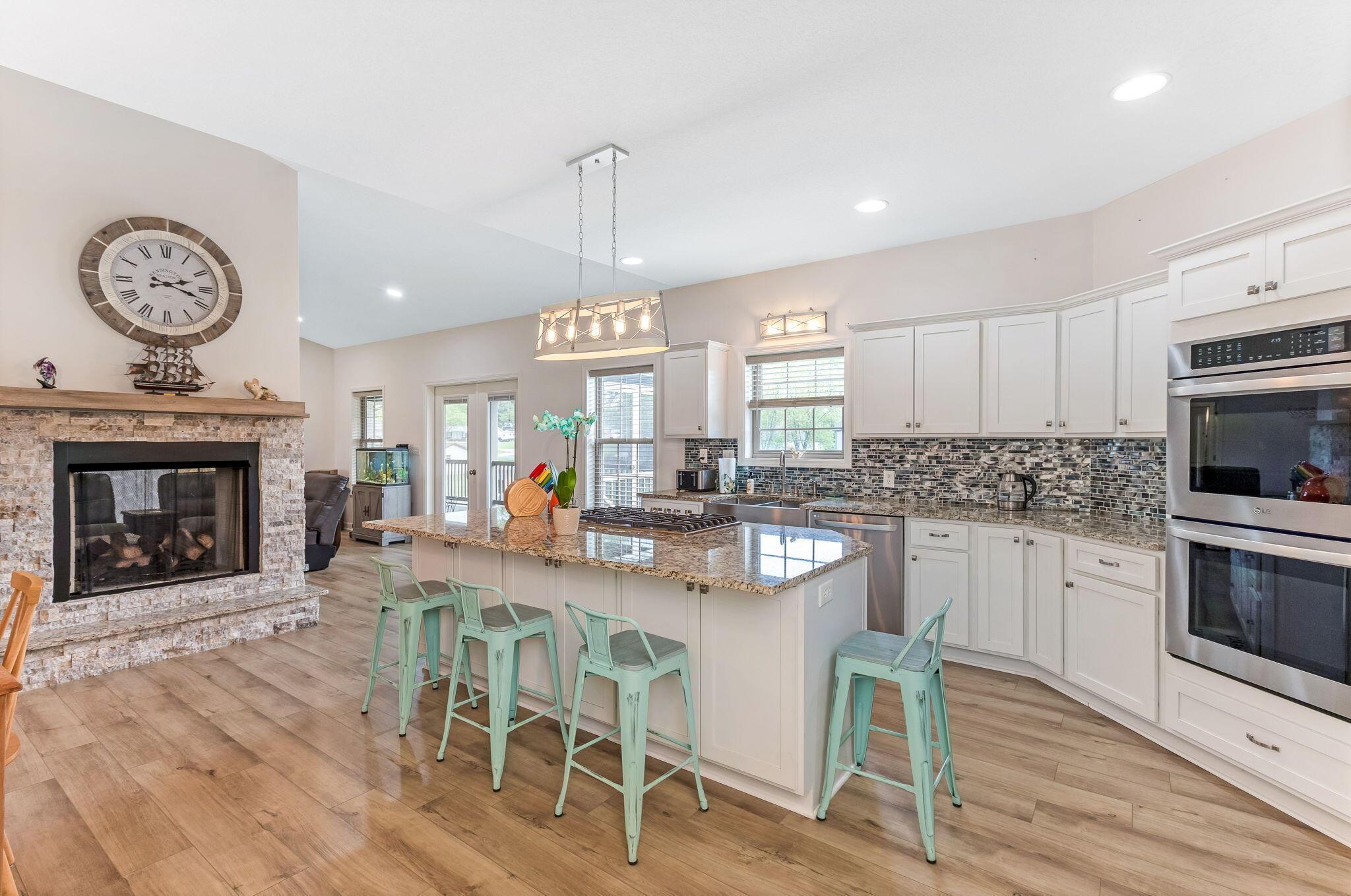 1885 Greenbriar Way Property Photo 14