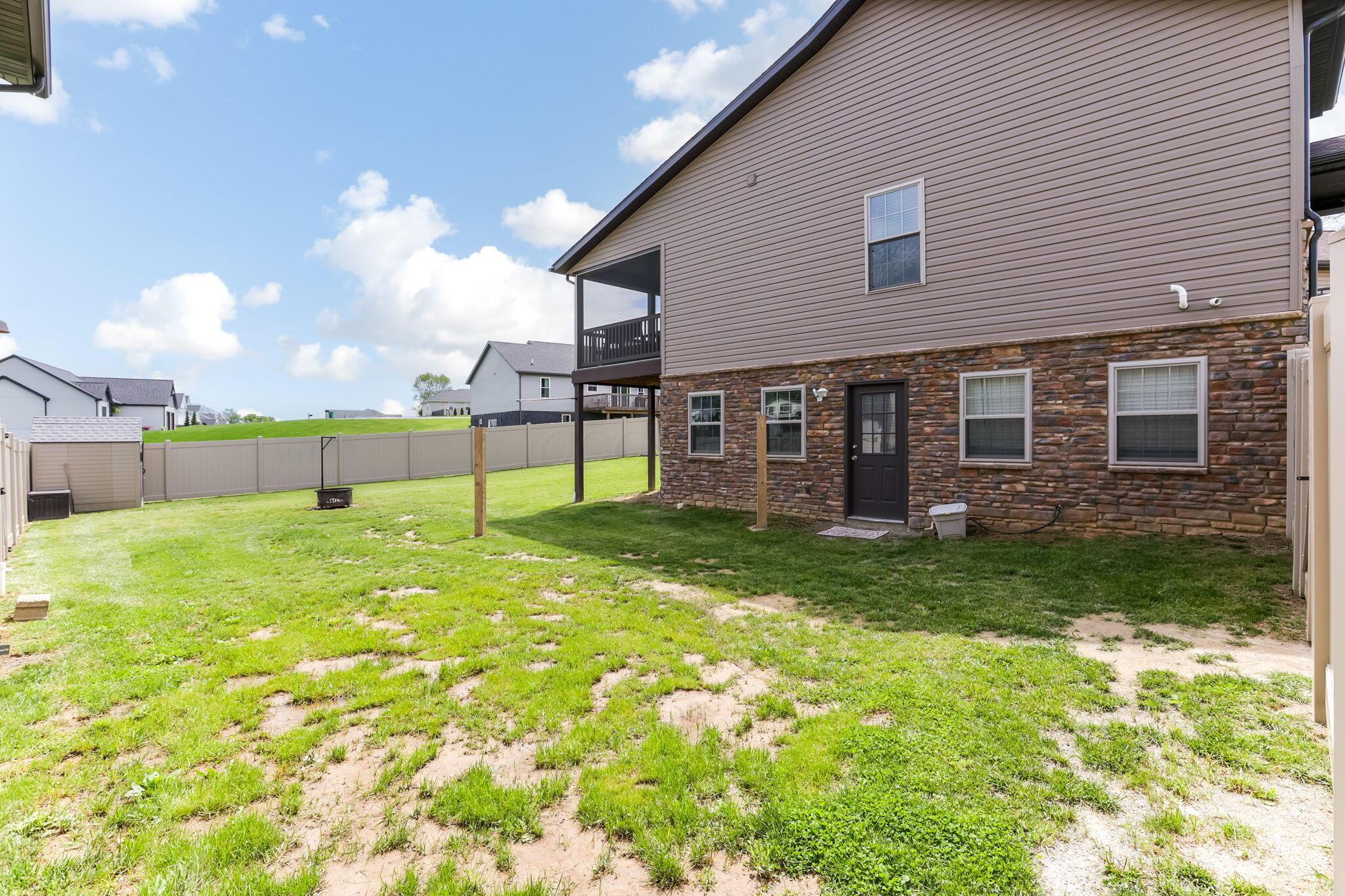 1885 Greenbriar Way Property Photo 31