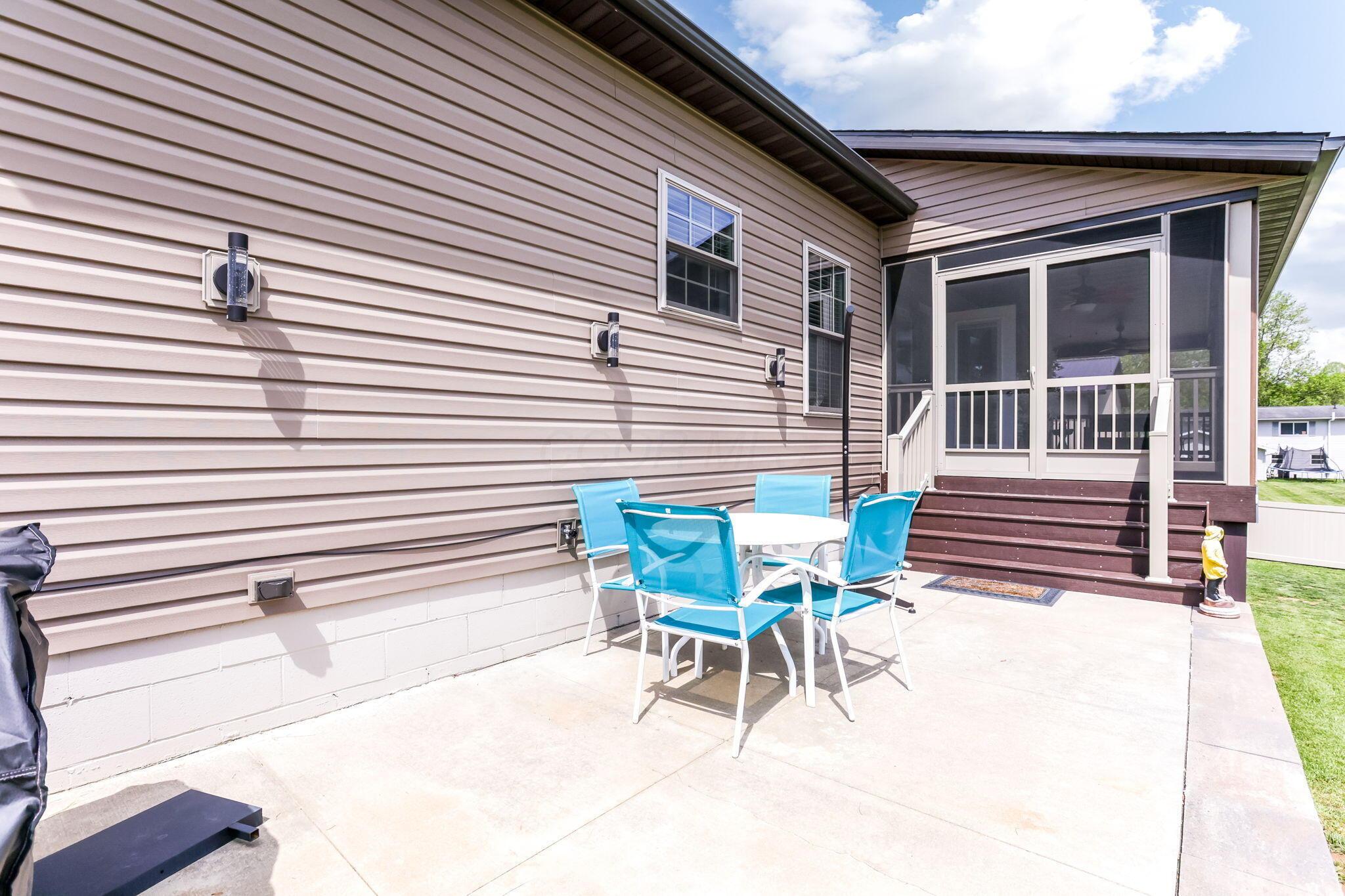 1885 Greenbriar Way Property Photo 32
