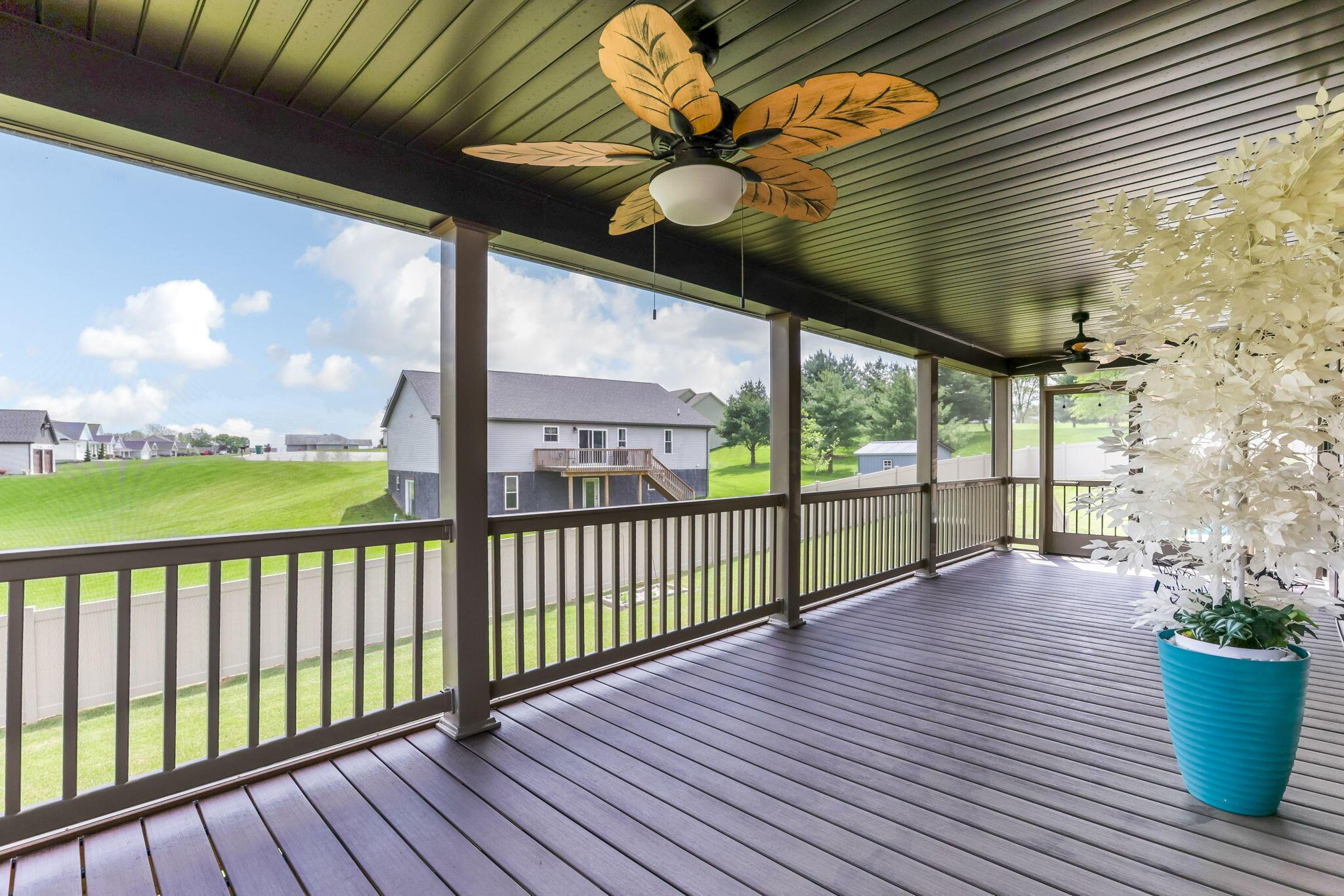 1885 Greenbriar Way Property Photo 33