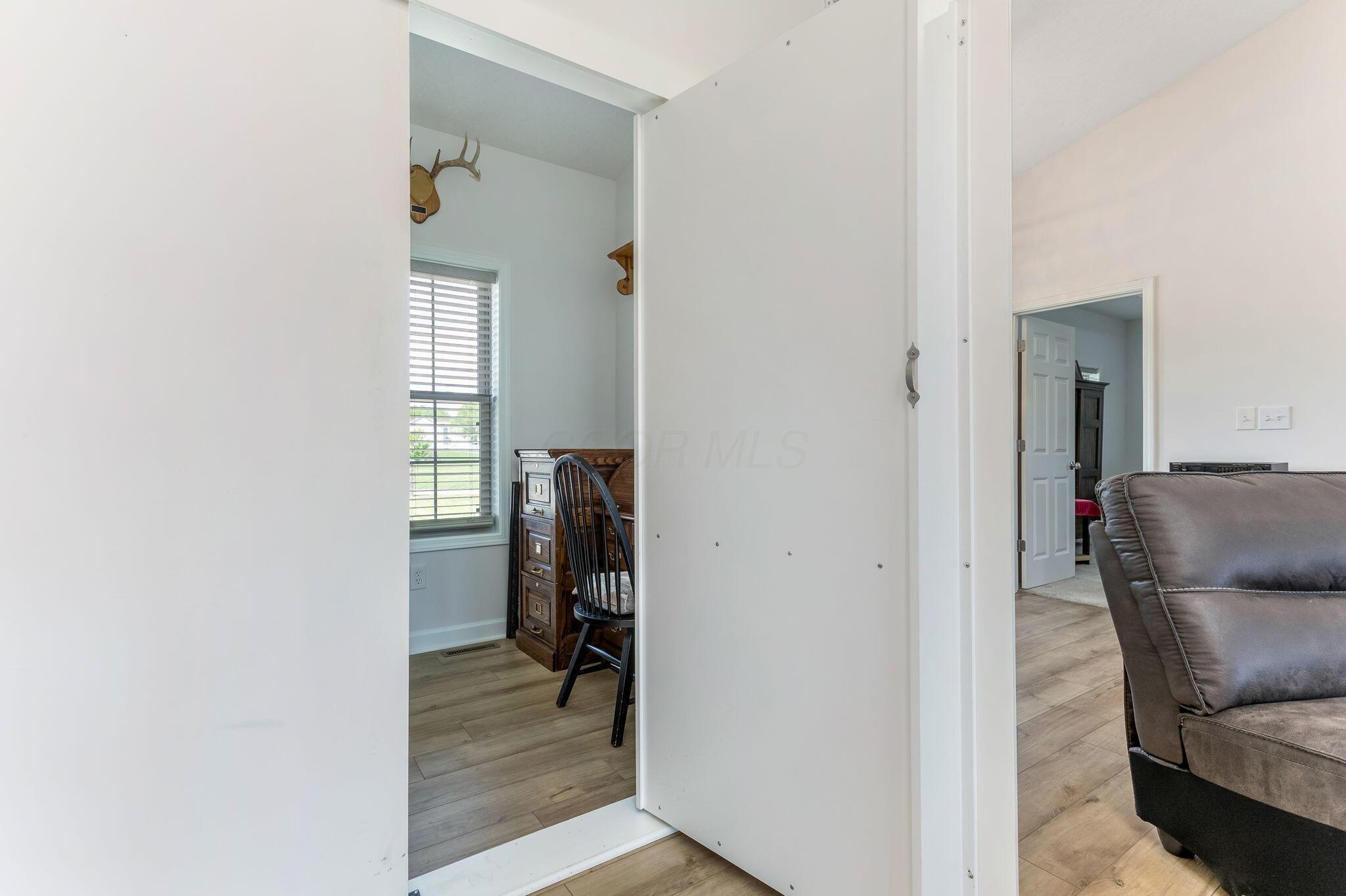 1885 Greenbriar Way Property Photo 45