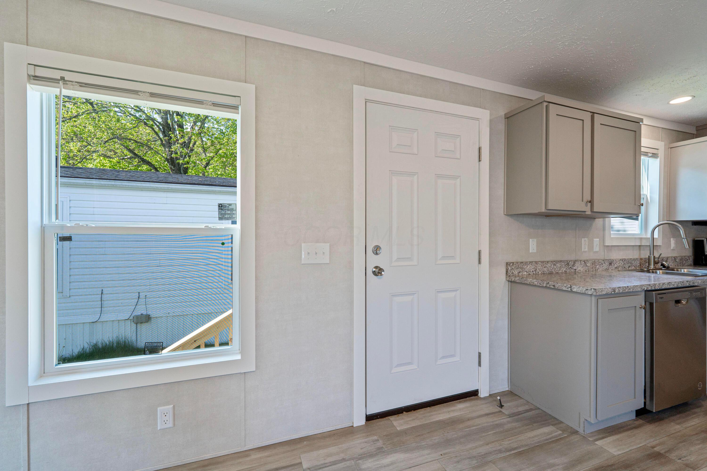 2288 W High Street Ne, Lot 17 Property Photo 8