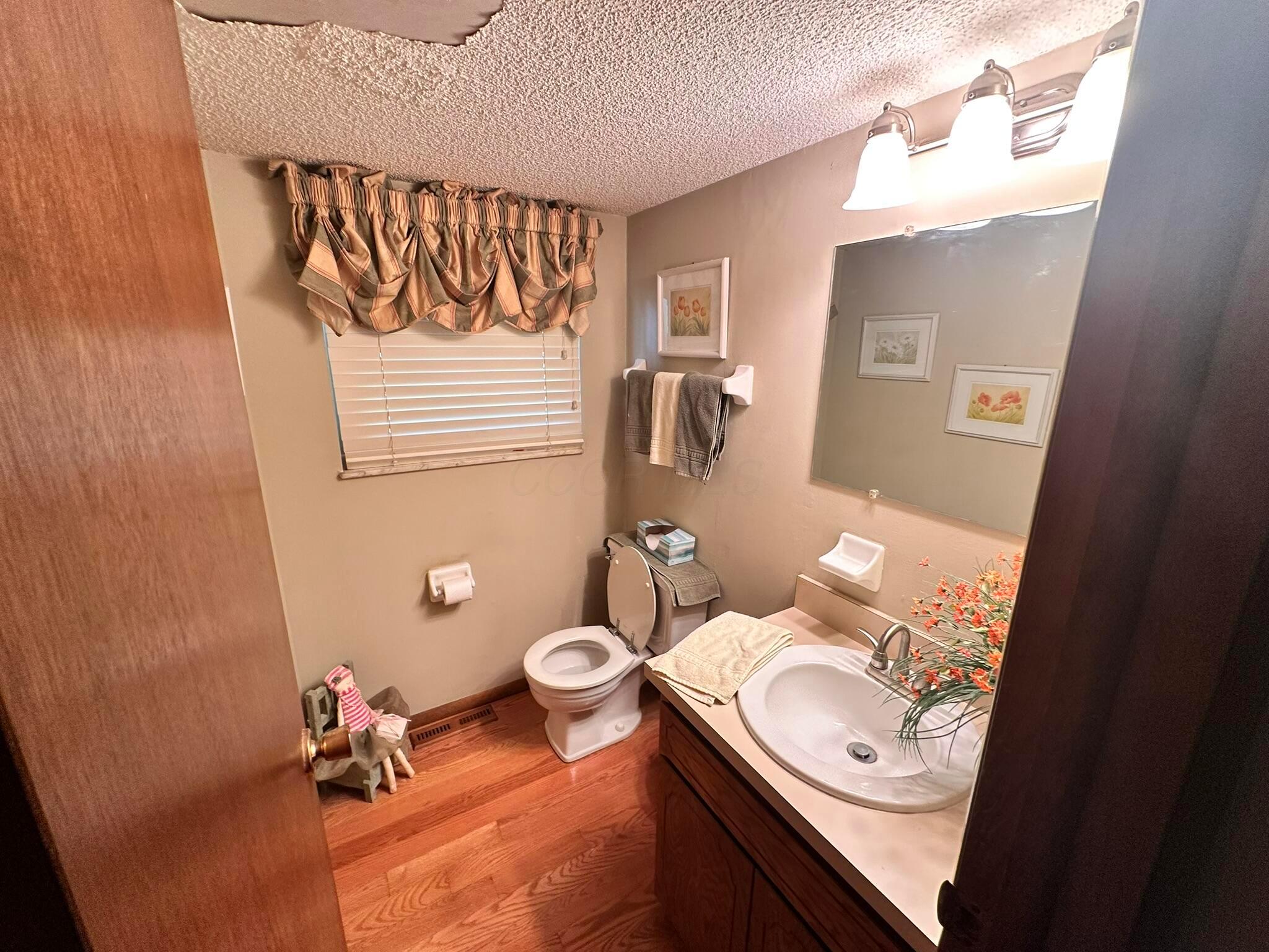 8511 Nimitz Drive Property Photo 17