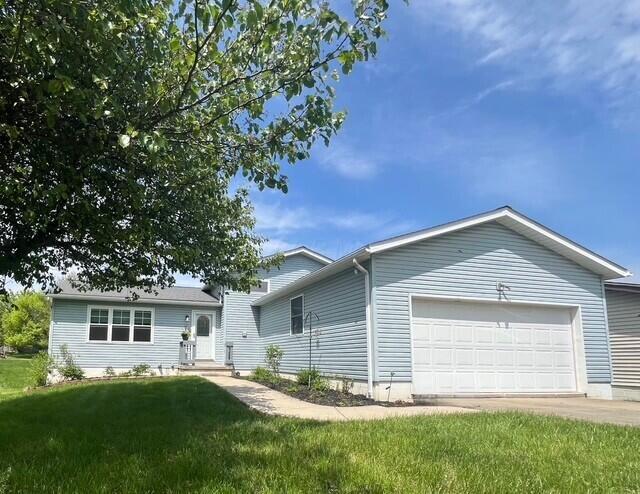 134 Hasbrouck Circle Property Photo 2