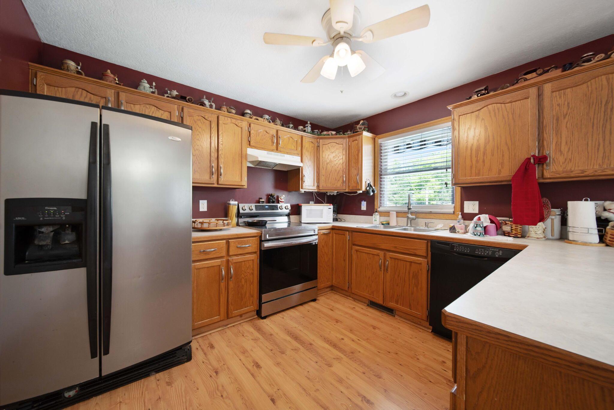 134 Hasbrouck Circle Property Photo 9