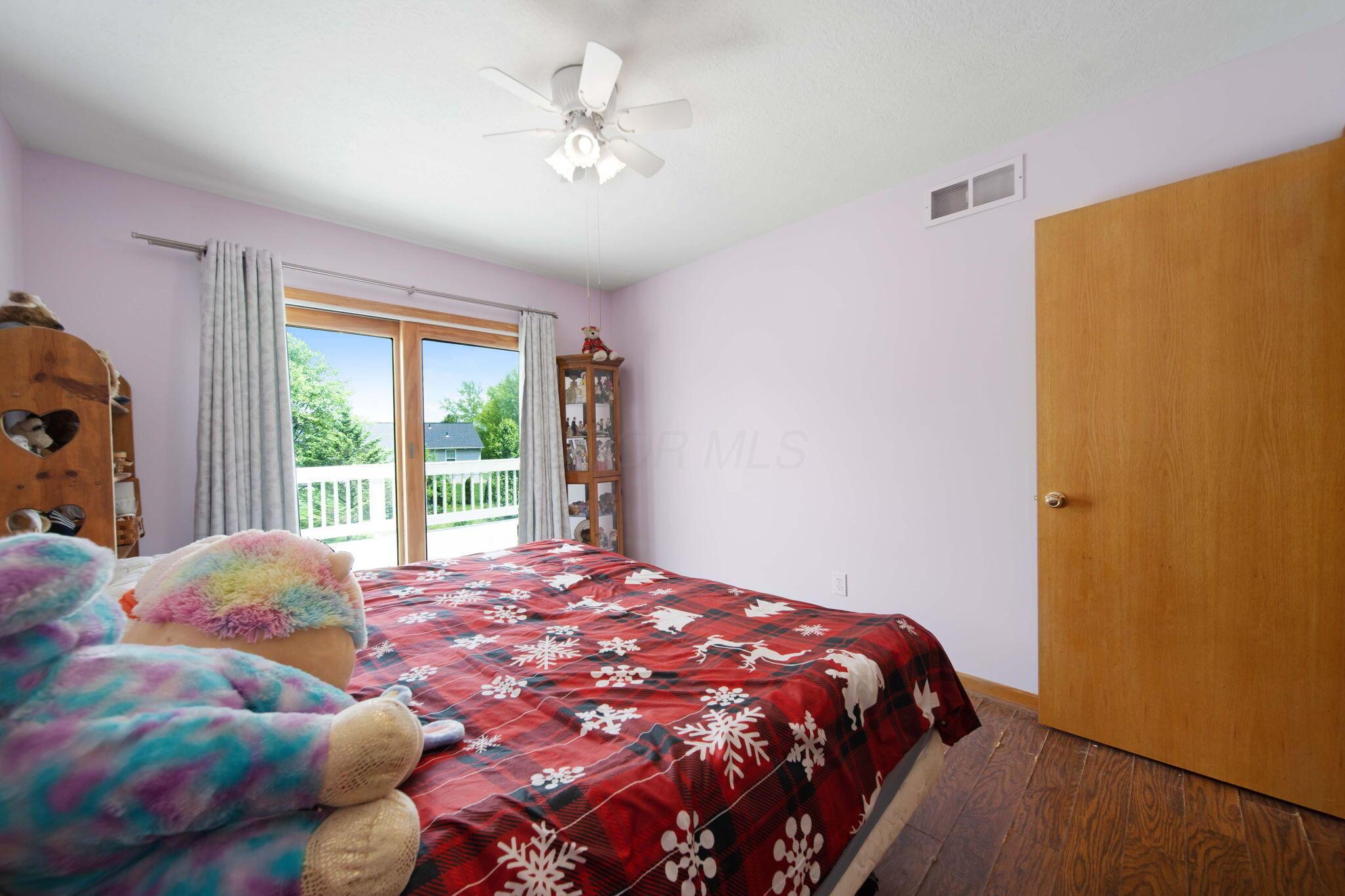 134 Hasbrouck Circle Property Photo 23