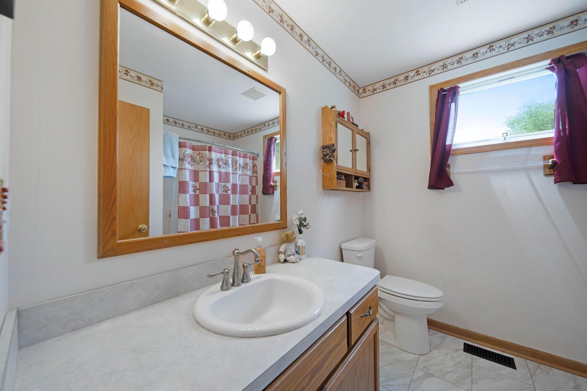 134 Hasbrouck Circle Property Photo 24