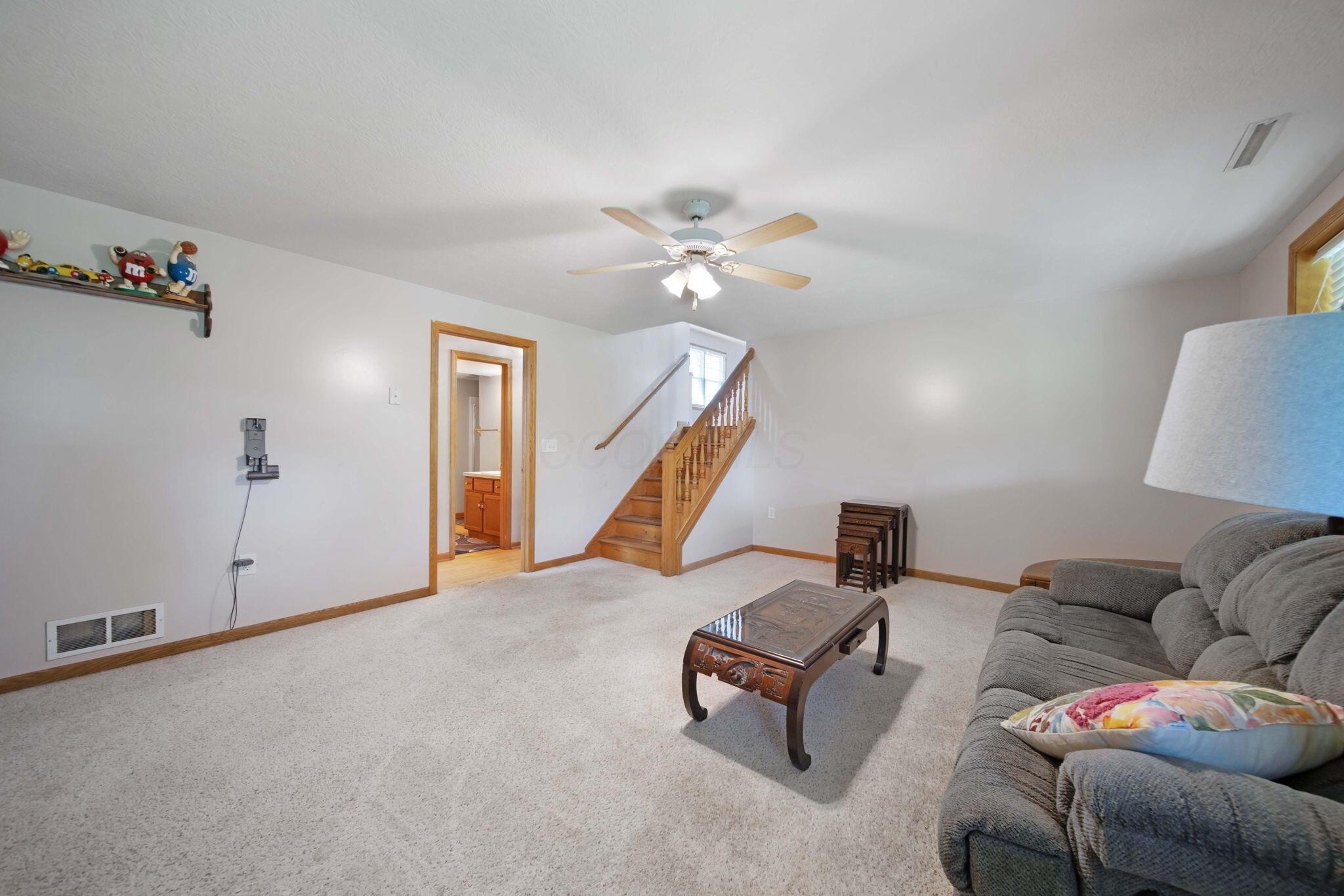 134 Hasbrouck Circle Property Photo 28