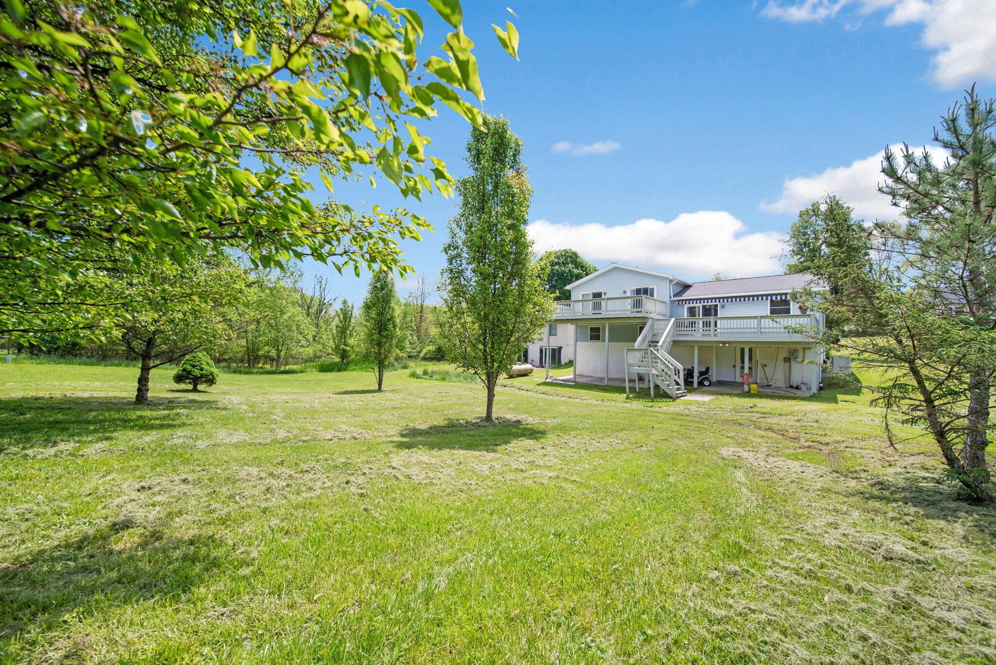 134 Hasbrouck Circle Property Photo 32