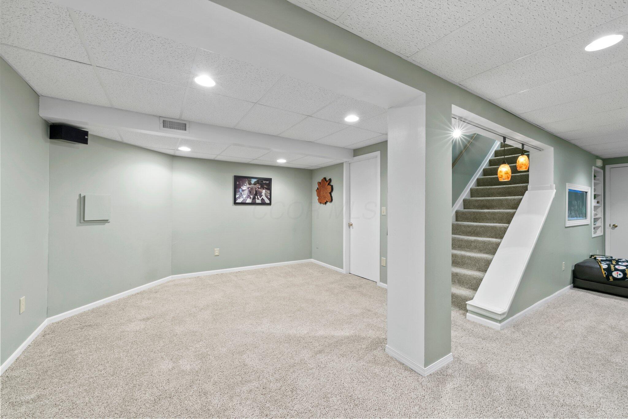 2556 Cowall Drive Property Photo 31