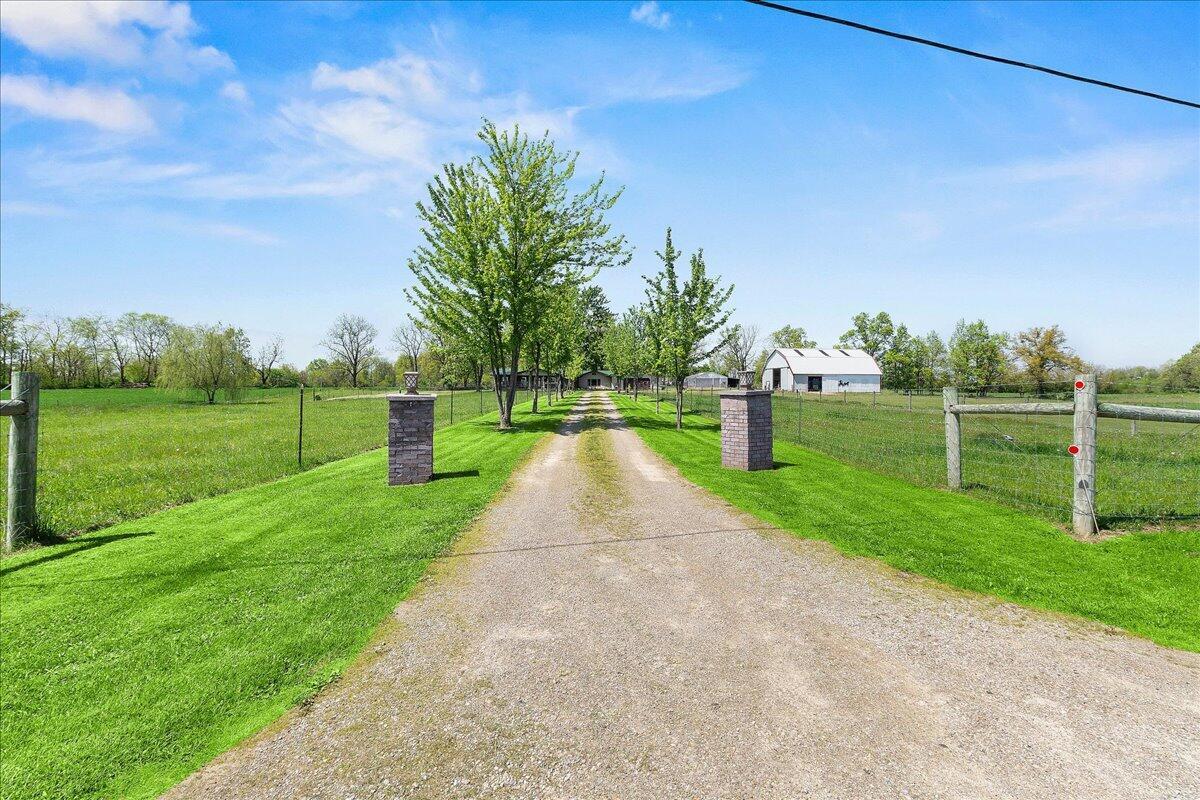 9184 State Route 47 W Property Photo 5