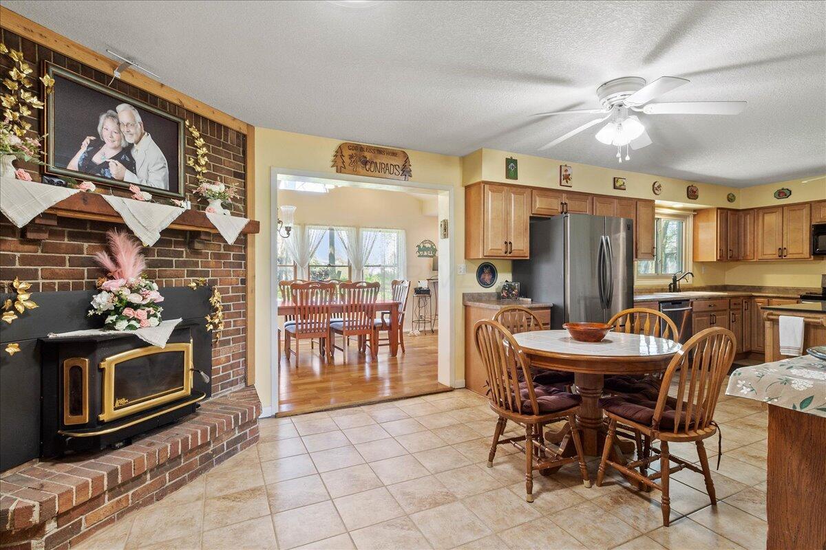 9184 State Route 47 W Property Photo 14