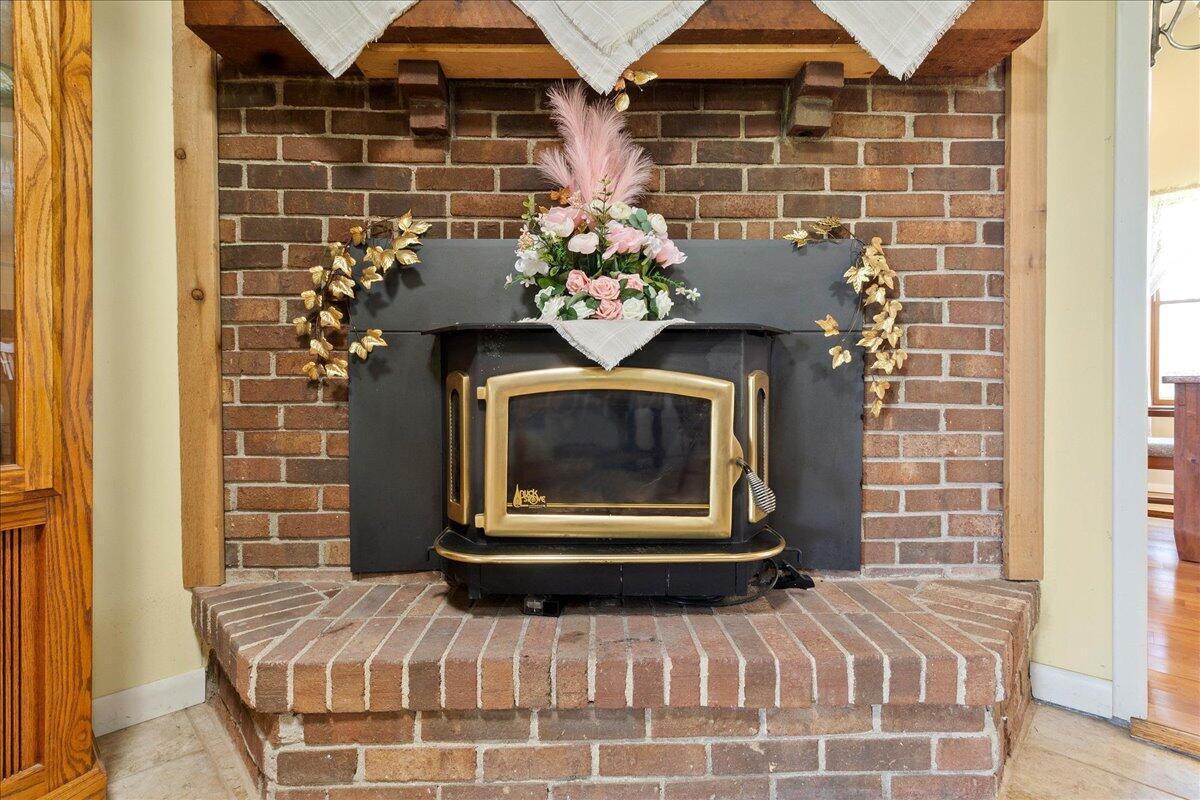 9184 State Route 47 W Property Photo 16