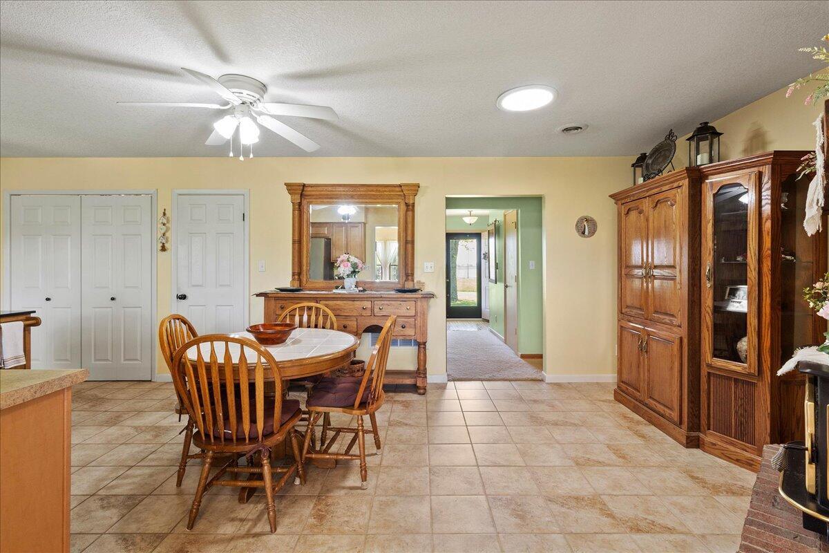 9184 State Route 47 W Property Photo 17