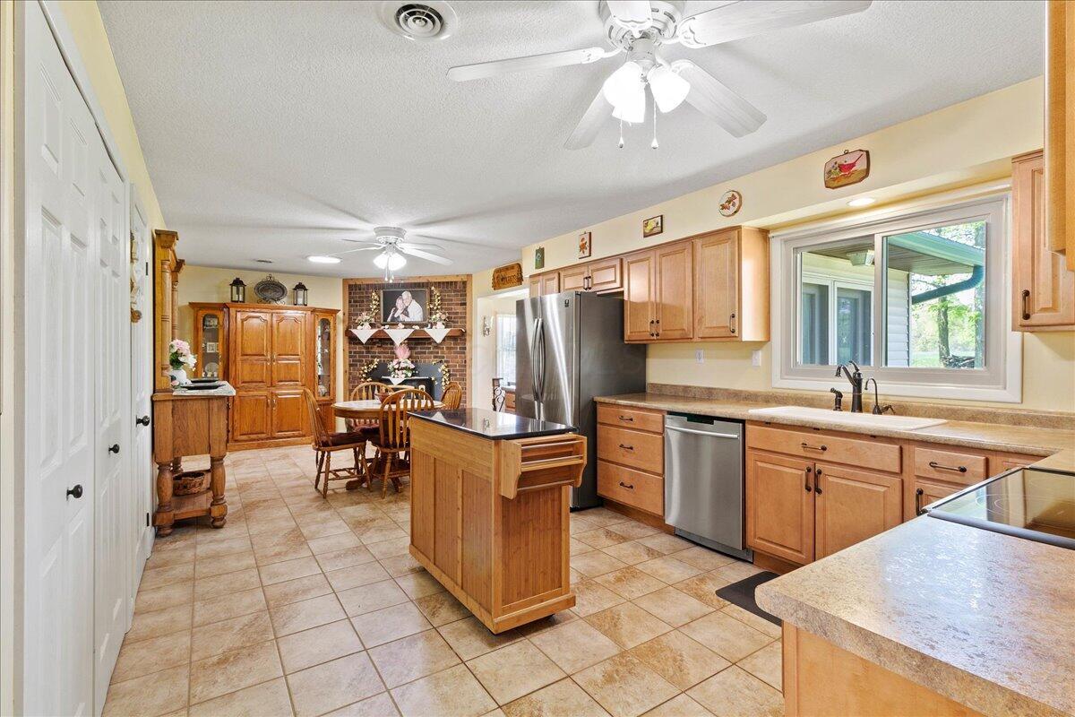 9184 State Route 47 W Property Photo 21