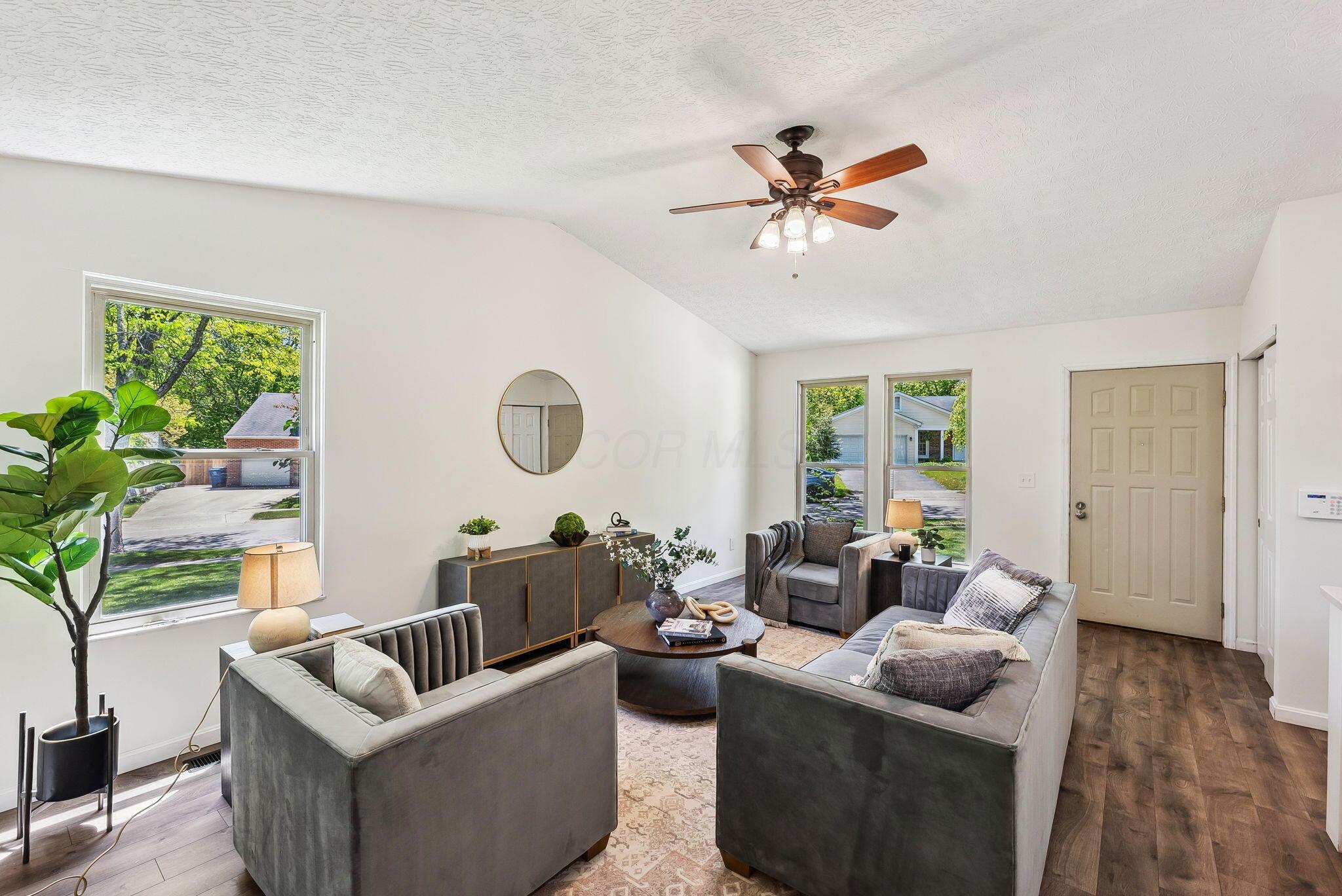 3186 Bowdoin Circle Property Photo 3