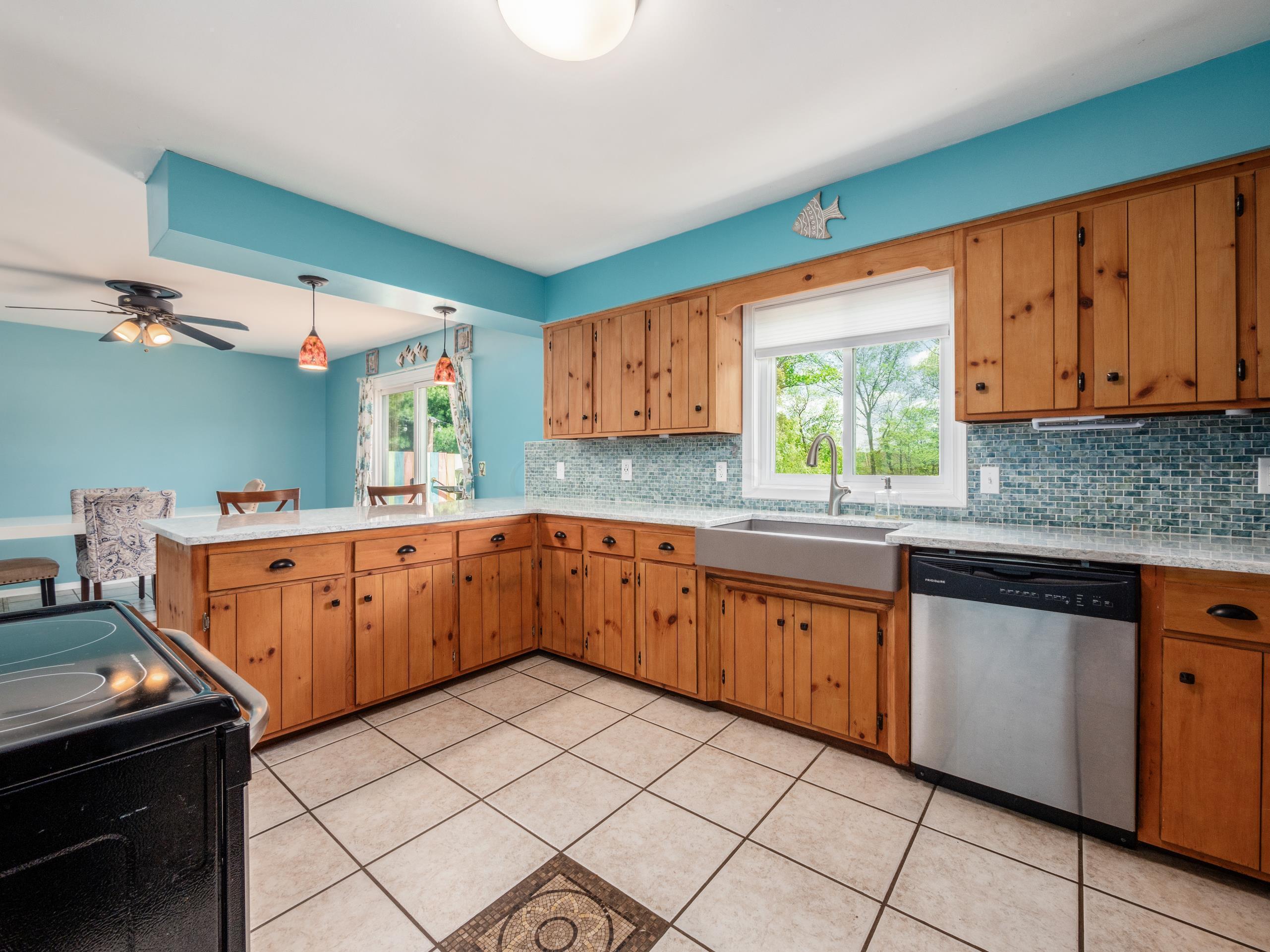 2800 E Military Road Property Photo 13