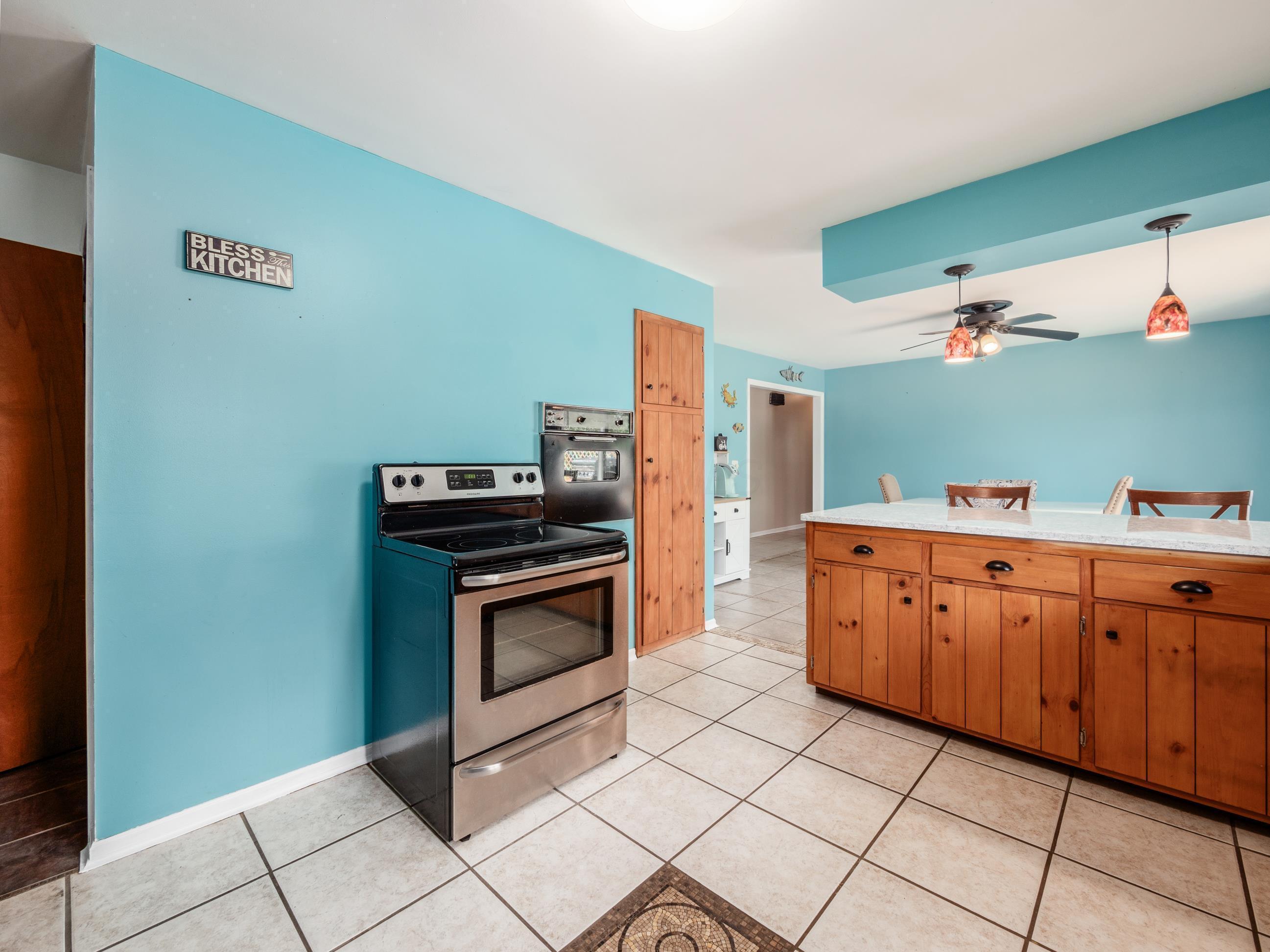 2800 E Military Road Property Photo 14