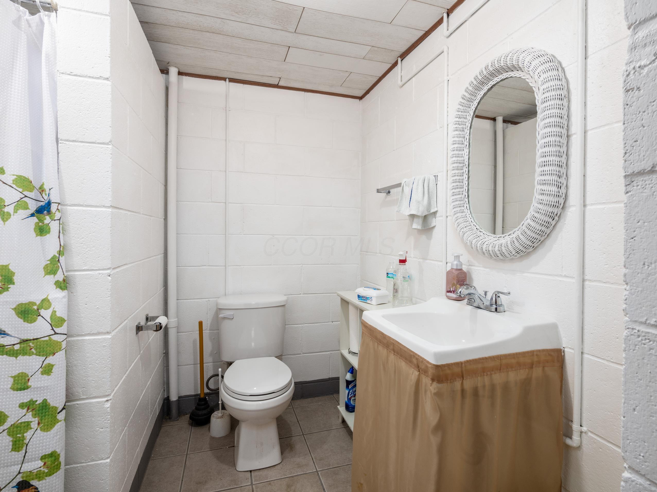 2800 E Military Road Property Photo 27