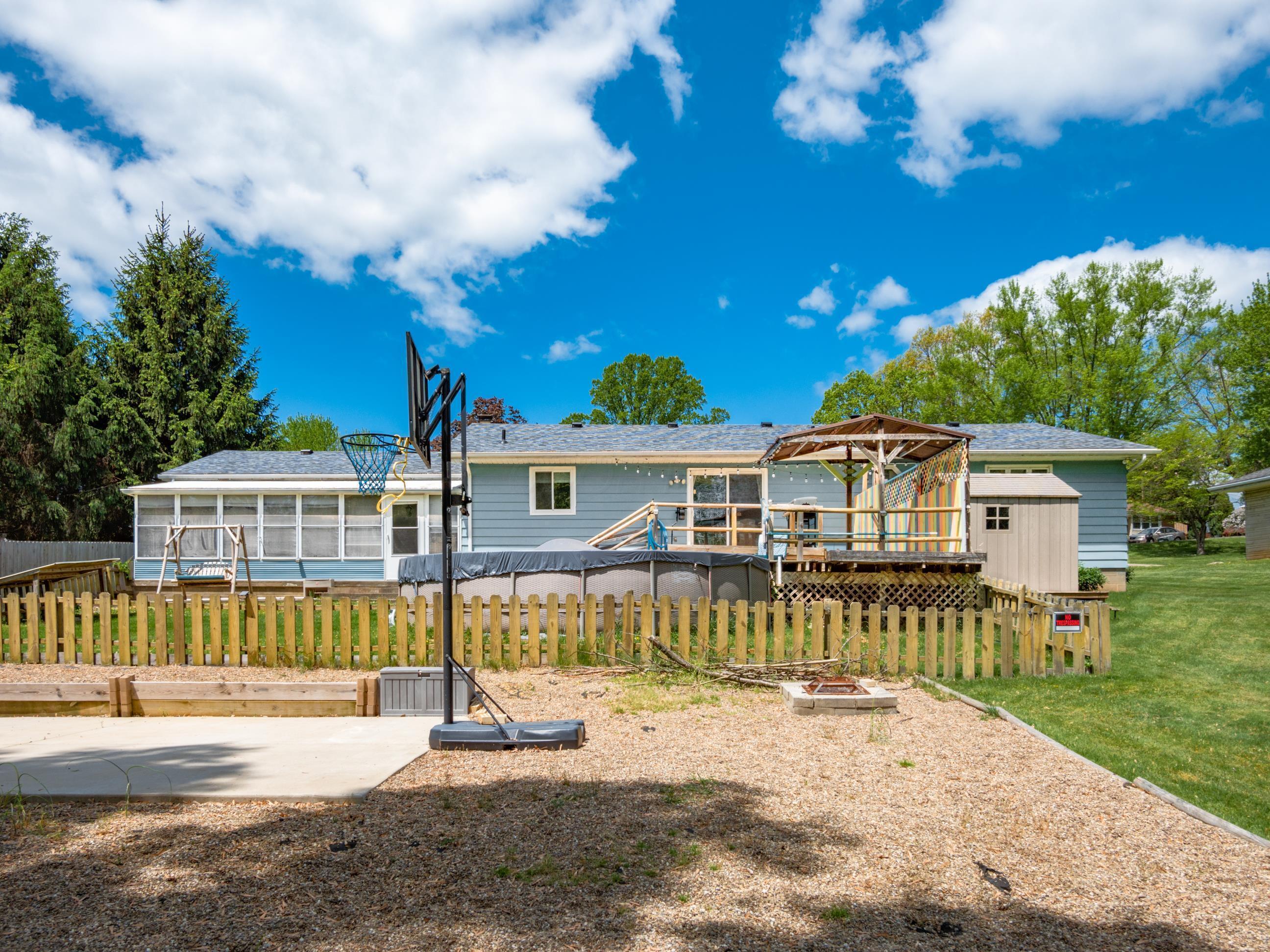 2800 E Military Road Property Photo 42
