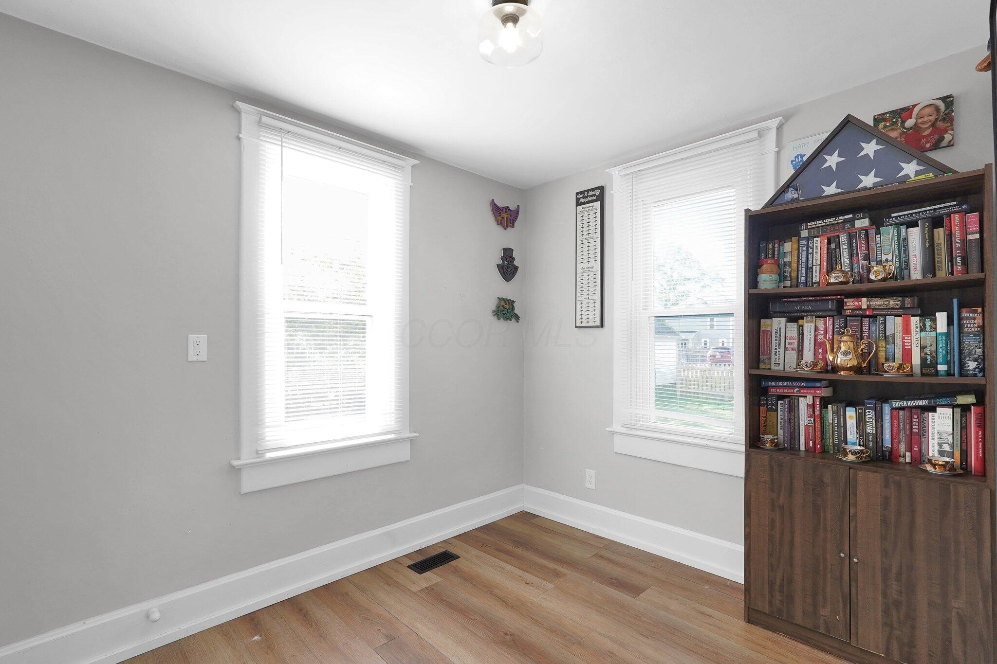 628 E Mulberry Street Property Photo 14