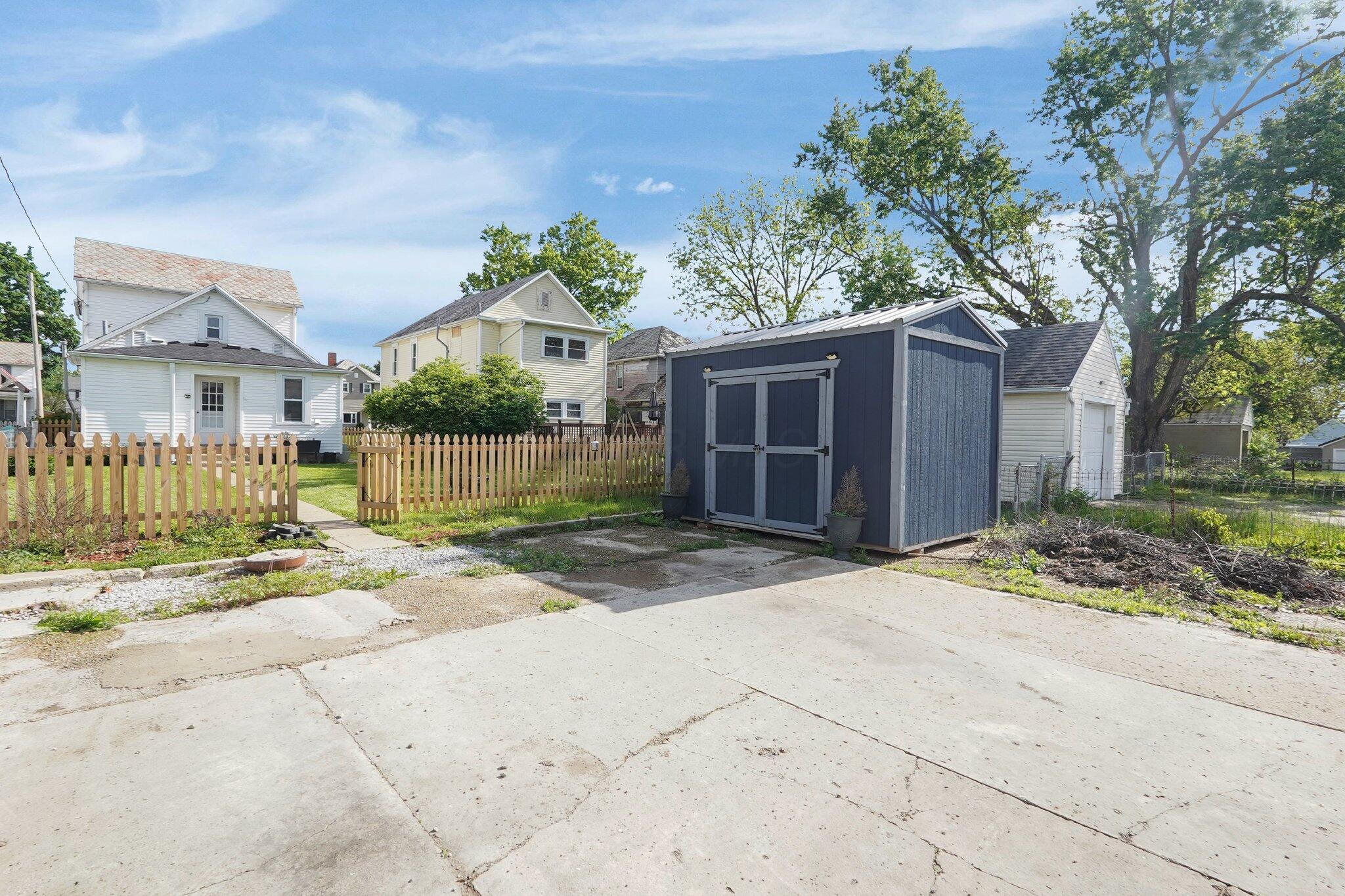628 E Mulberry Street Property Photo 25