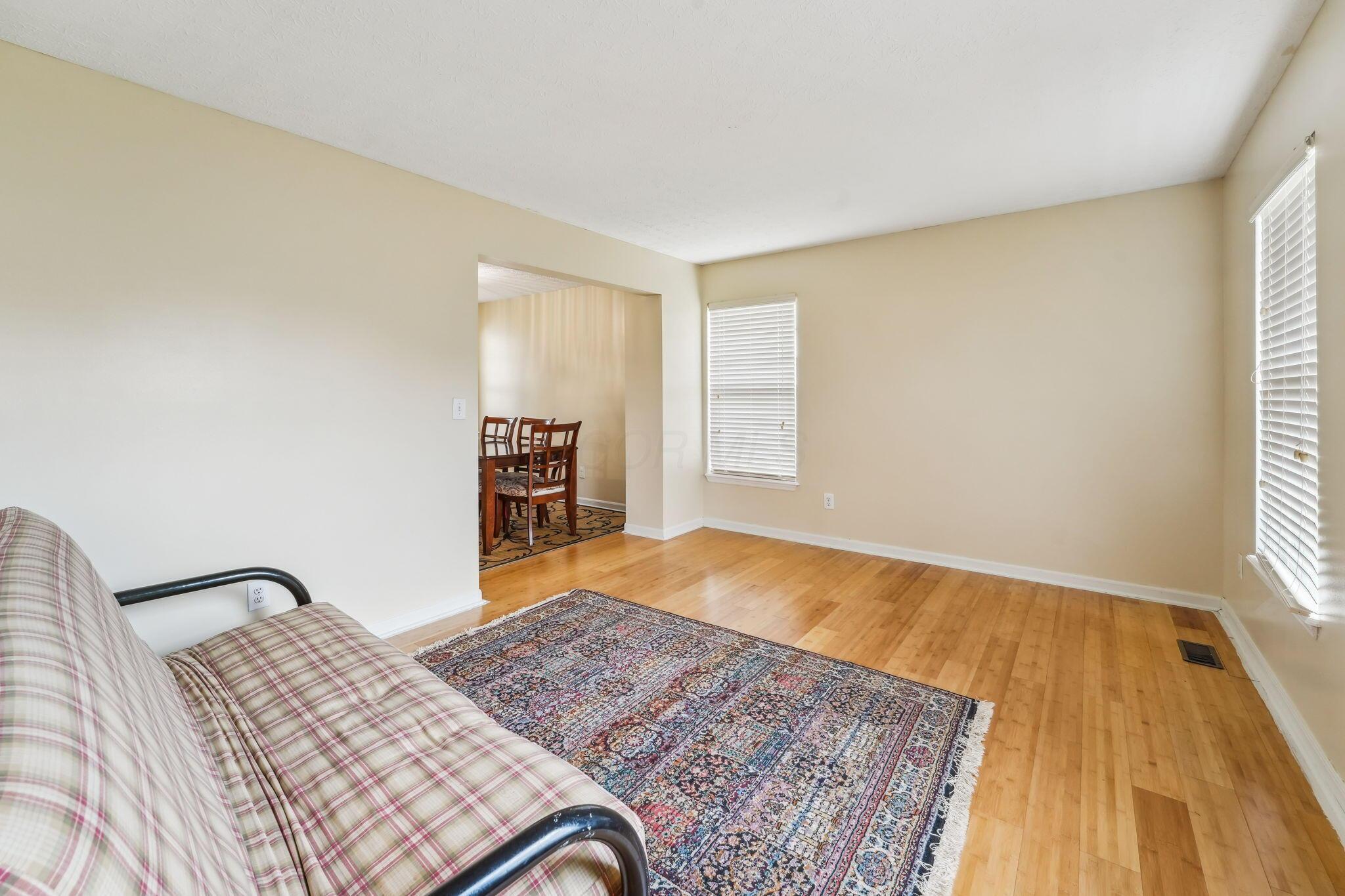 9067 Kingsley Drive Property Photo 5
