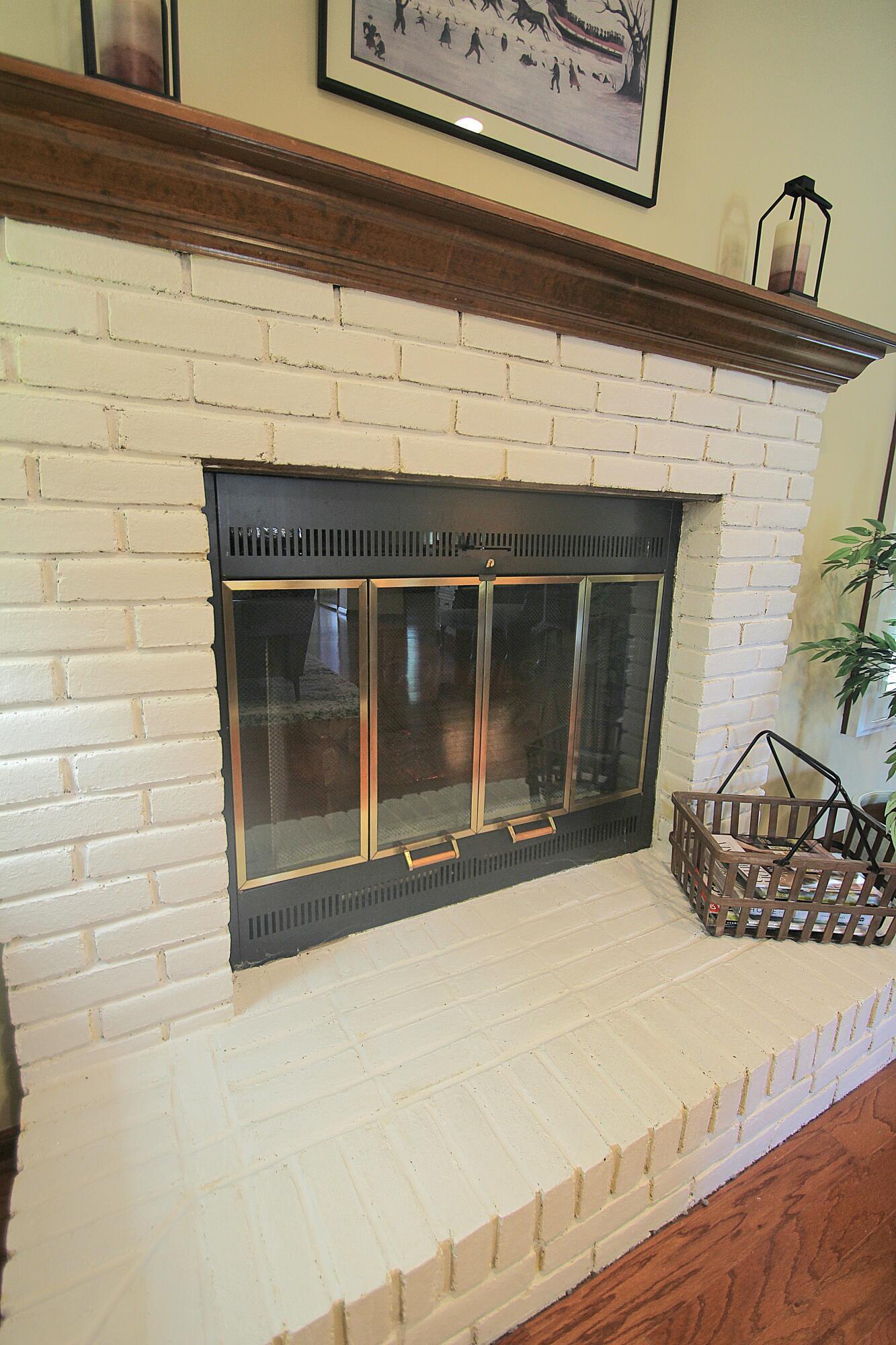 1057 Jobar Court Property Photo 12