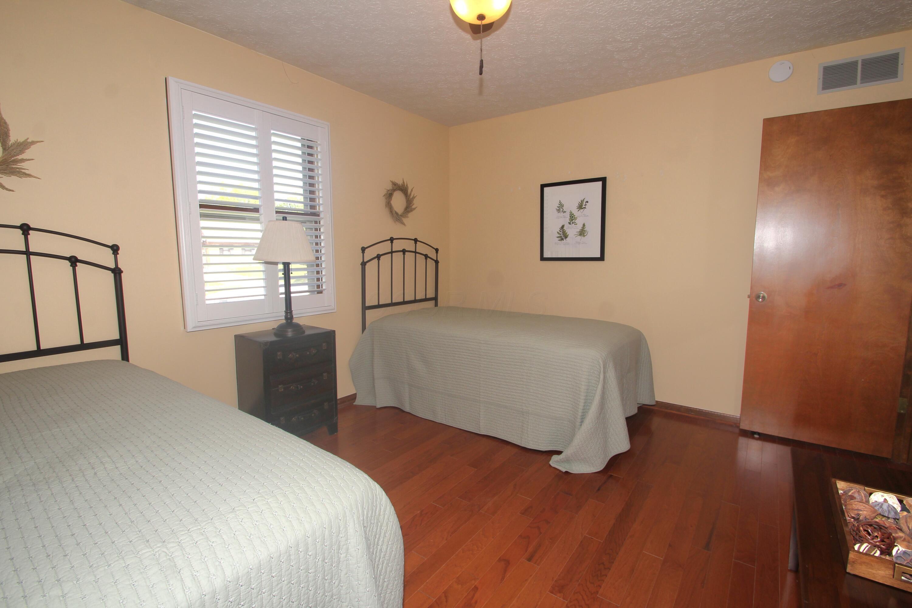 1057 Jobar Court Property Photo 32