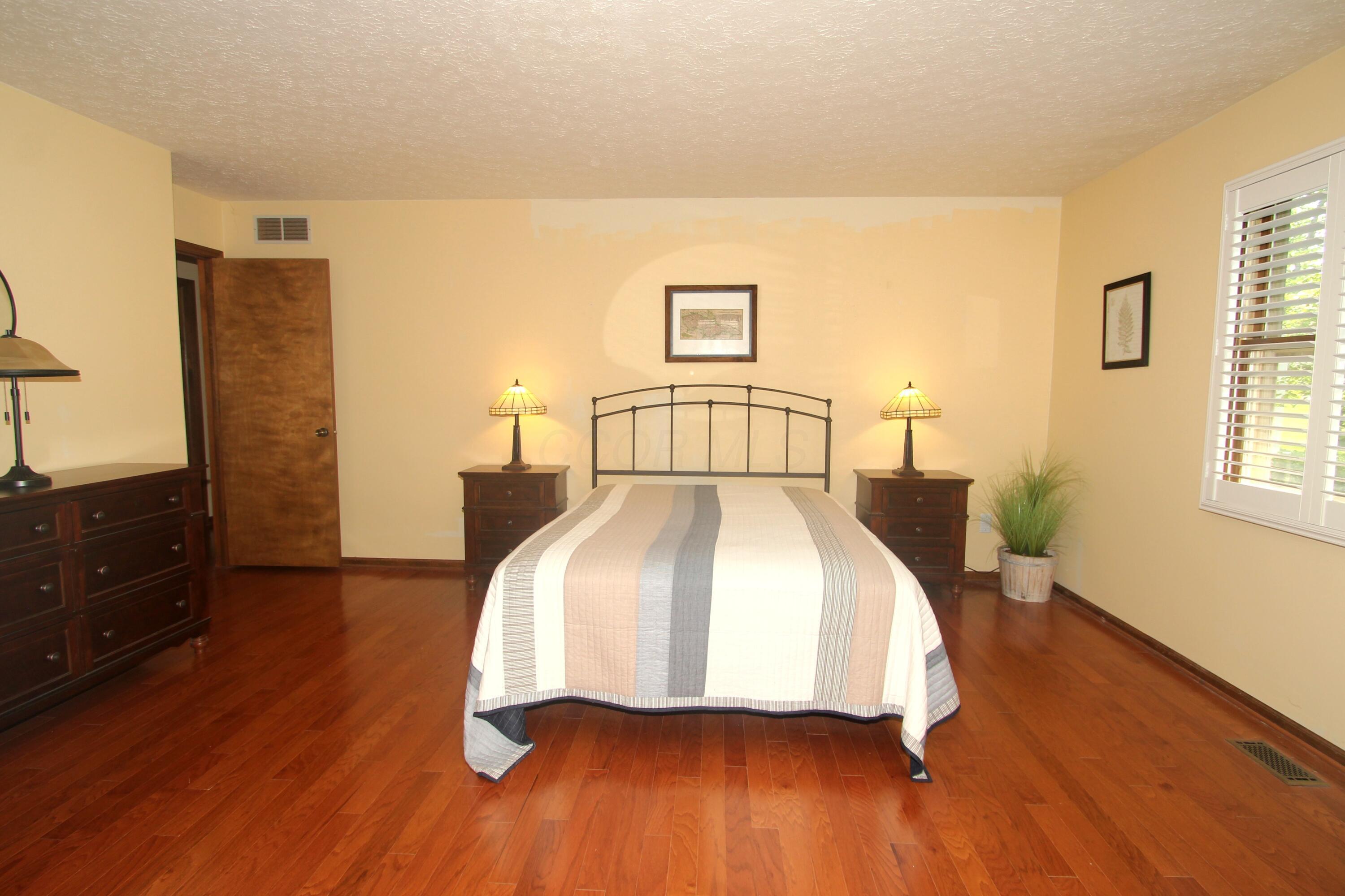 1057 Jobar Court Property Photo 37