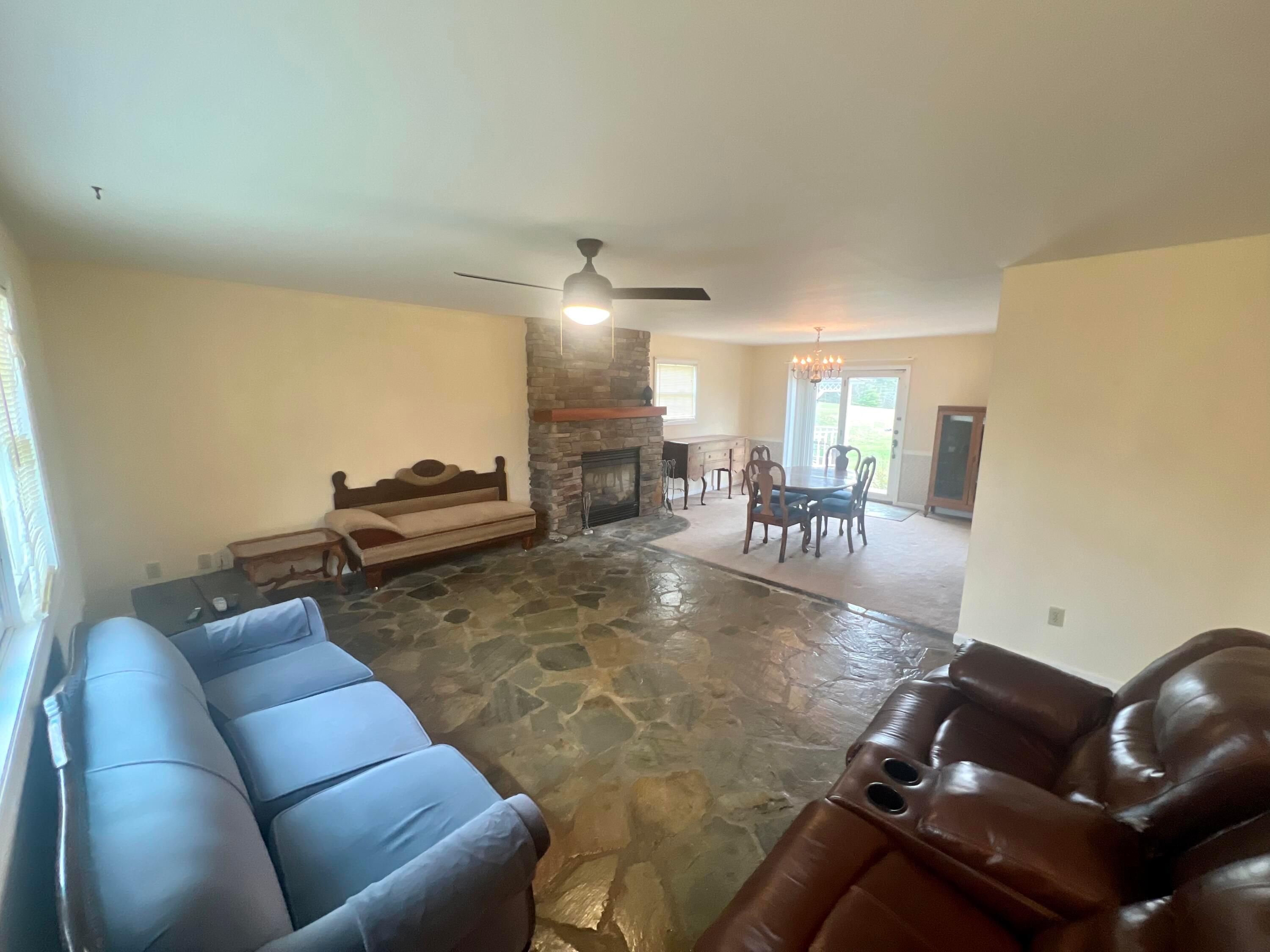 8166 Lavelle Road Property Photo 5