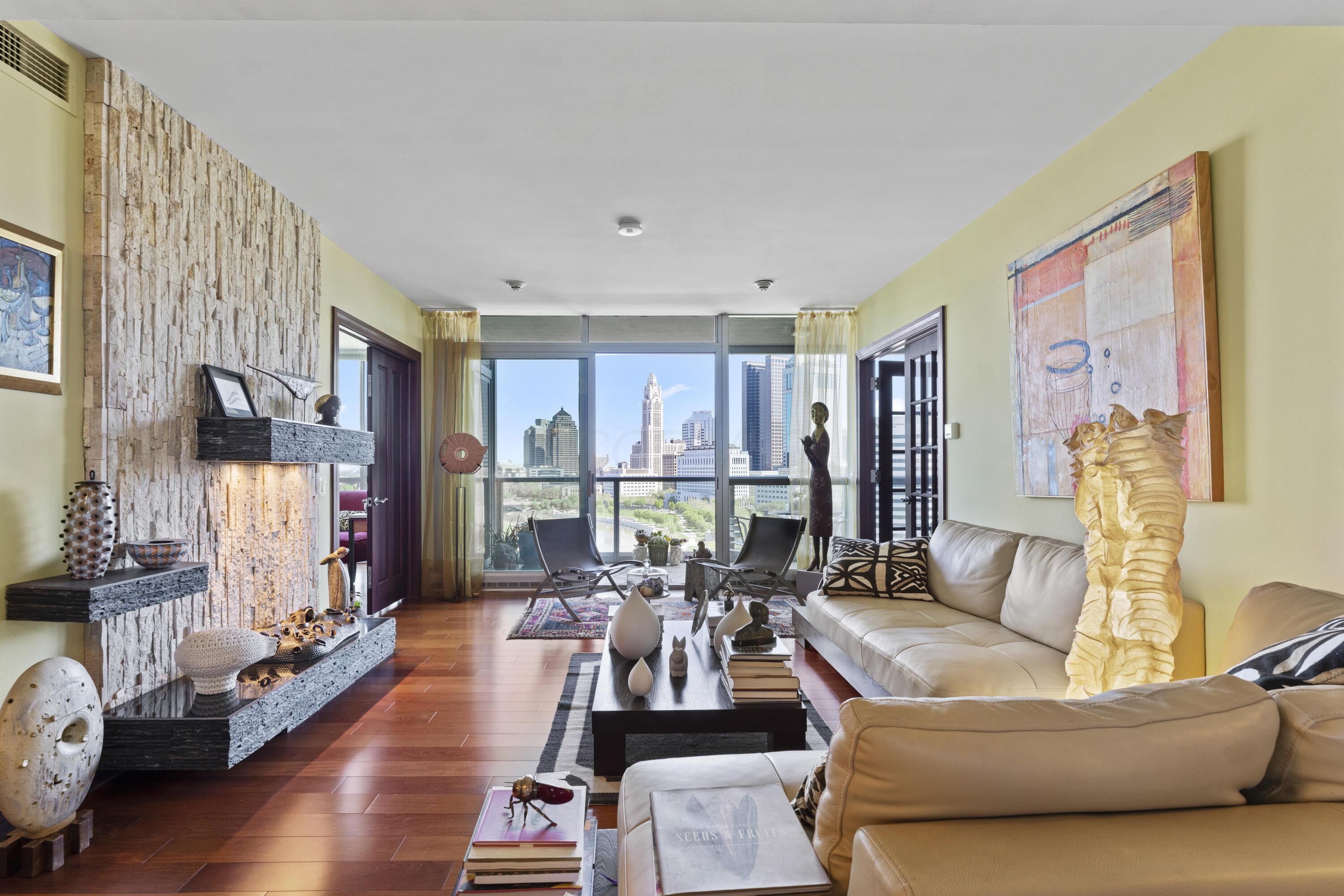 1 Miranova Place, 1505 Property Photo